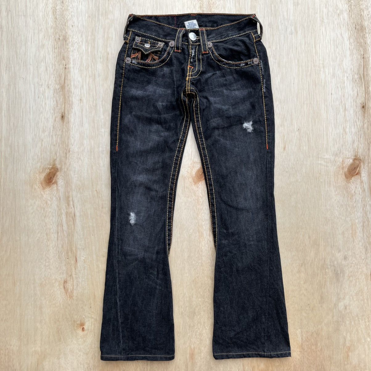 True Religion TRUE RELIGION WASHED JEANS DISTRESSED FLARE DENIM Size 26" / US 2 / IT 38 - 9 Thumbnail