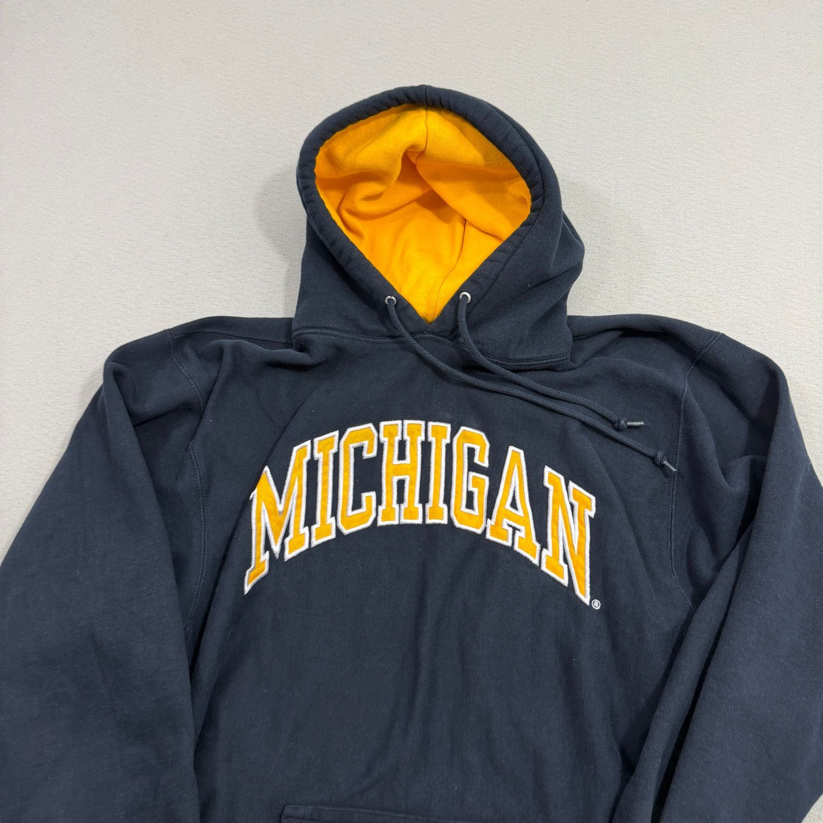 Vintage Vintage Michigan Wolverines Hoodie Men's Large Blue Yellow Size US L / EU 52-54 / 3 - 2 Thumbnail