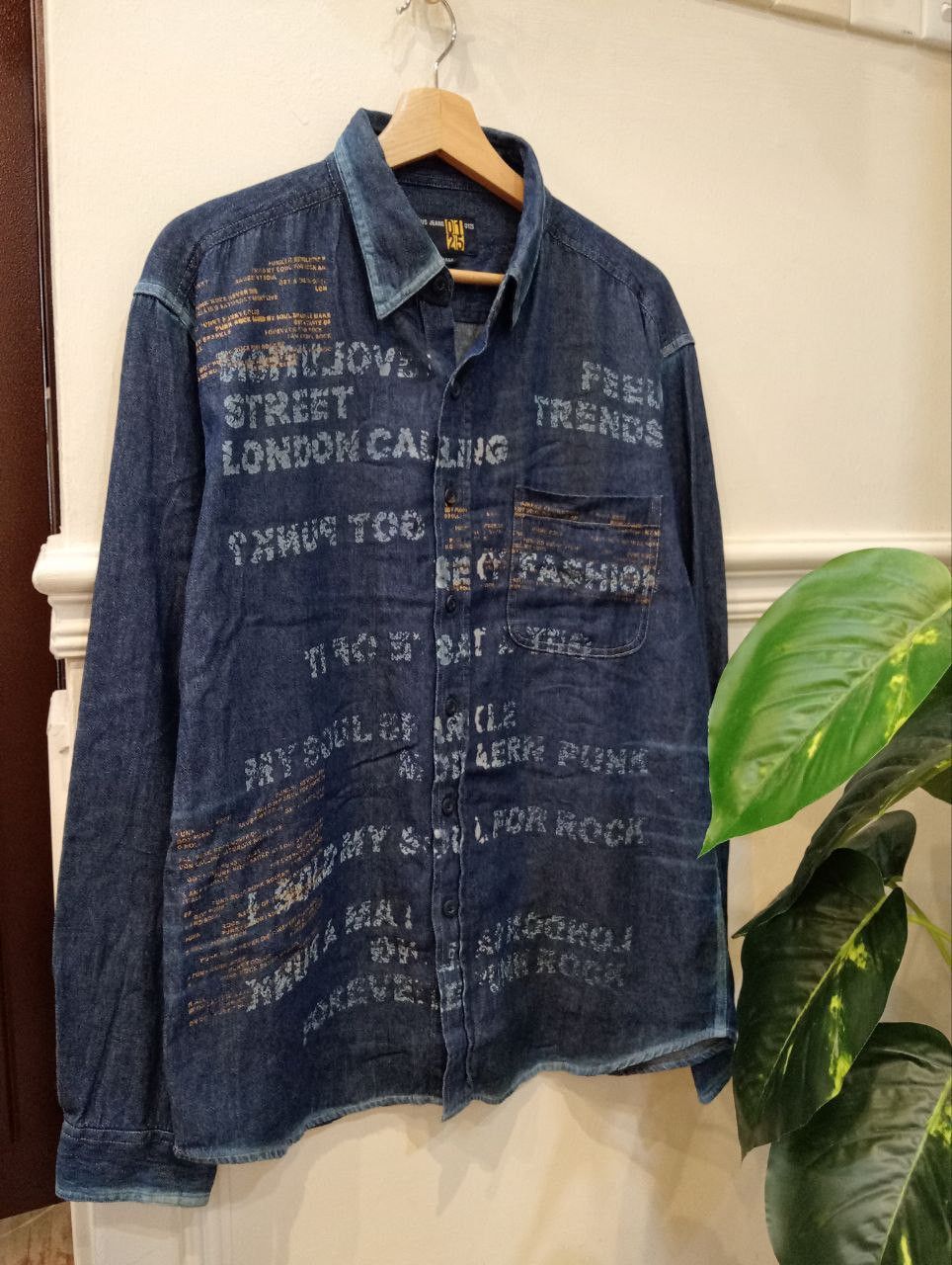 Japanese Brand JAPANESE NYLAUS JEANS LONDON CALLING BLUE DENIM SHIRT Size US L / EU 52-54 / 3 - 1 Thumbnail