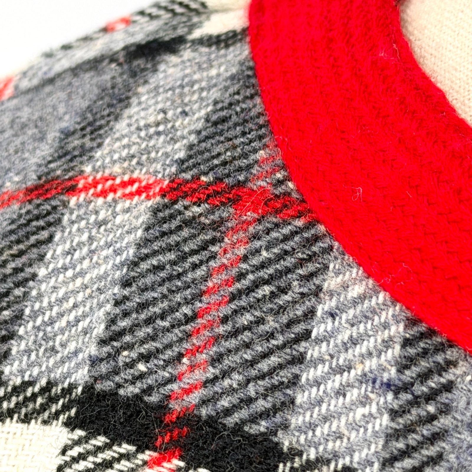 Vintage Vintage 60s Gray Red Plaid Dolman Sleeve Belted Midi Dress Size M / US 6-8 / IT 42-44 - 3 Thumbnail
