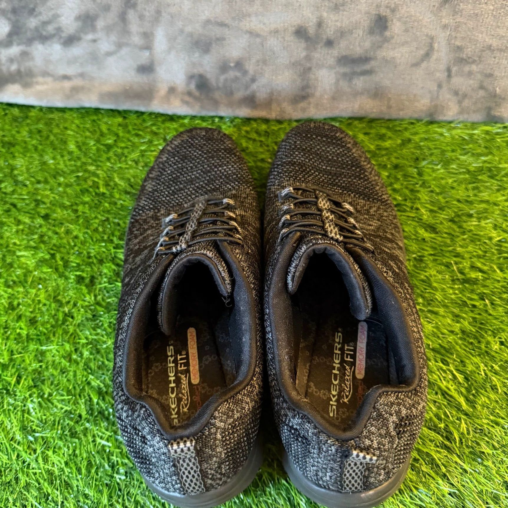 SKECHERS Skechers Slip On Knit Sneakers Womens Memory Foam Relaxed Fit Shoes 9.5 Black Low Top Casual Walking Shoes Size US 10 / IT 40 - 5 Thumbnail