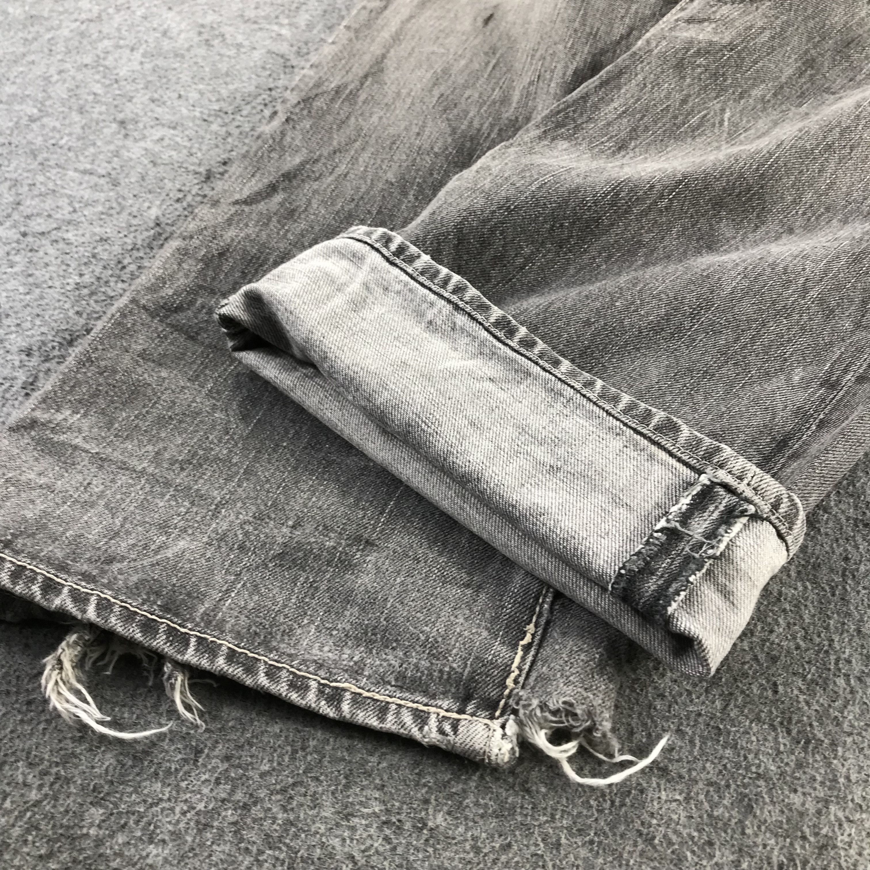 Japanese Brand Jpaanese Brand Concave Jeans Faded Gray Denim Jeans KJ3443 Size US 35 - 7 Thumbnail