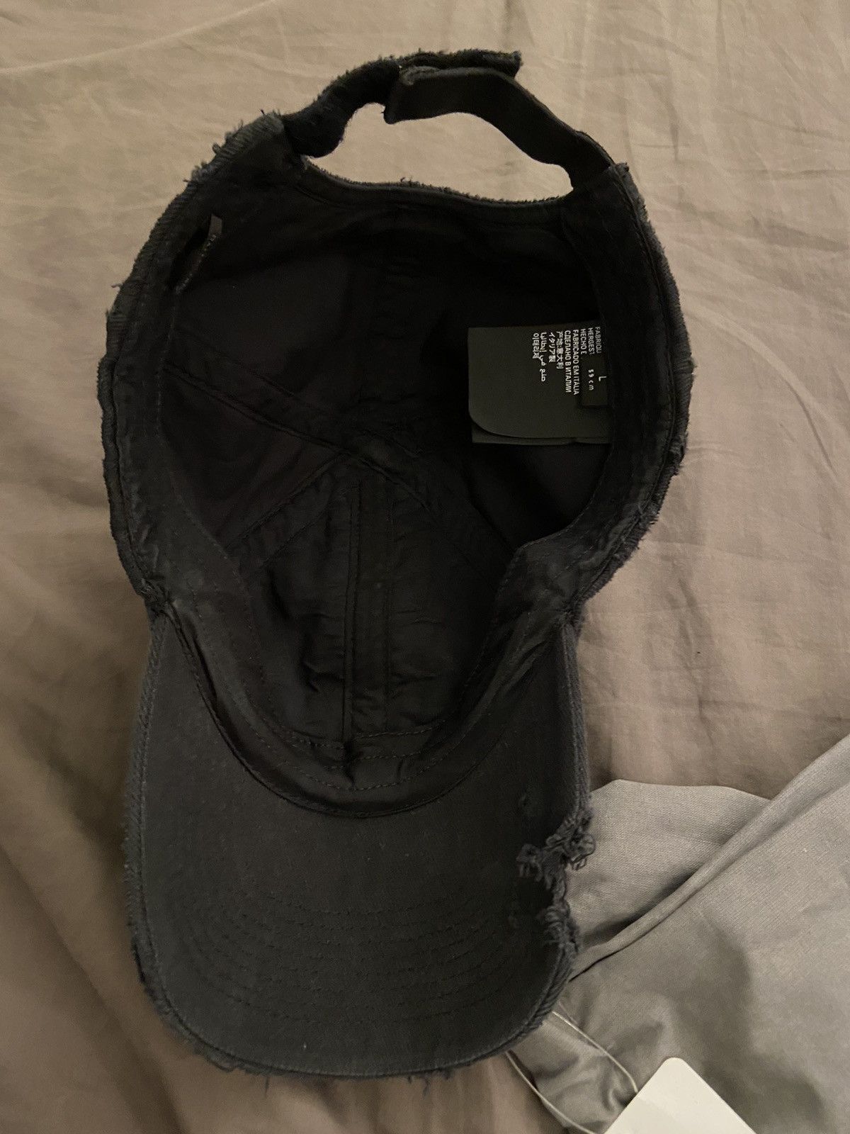 Balenciaga Balenciaga Dog Bite Cap | Grailed