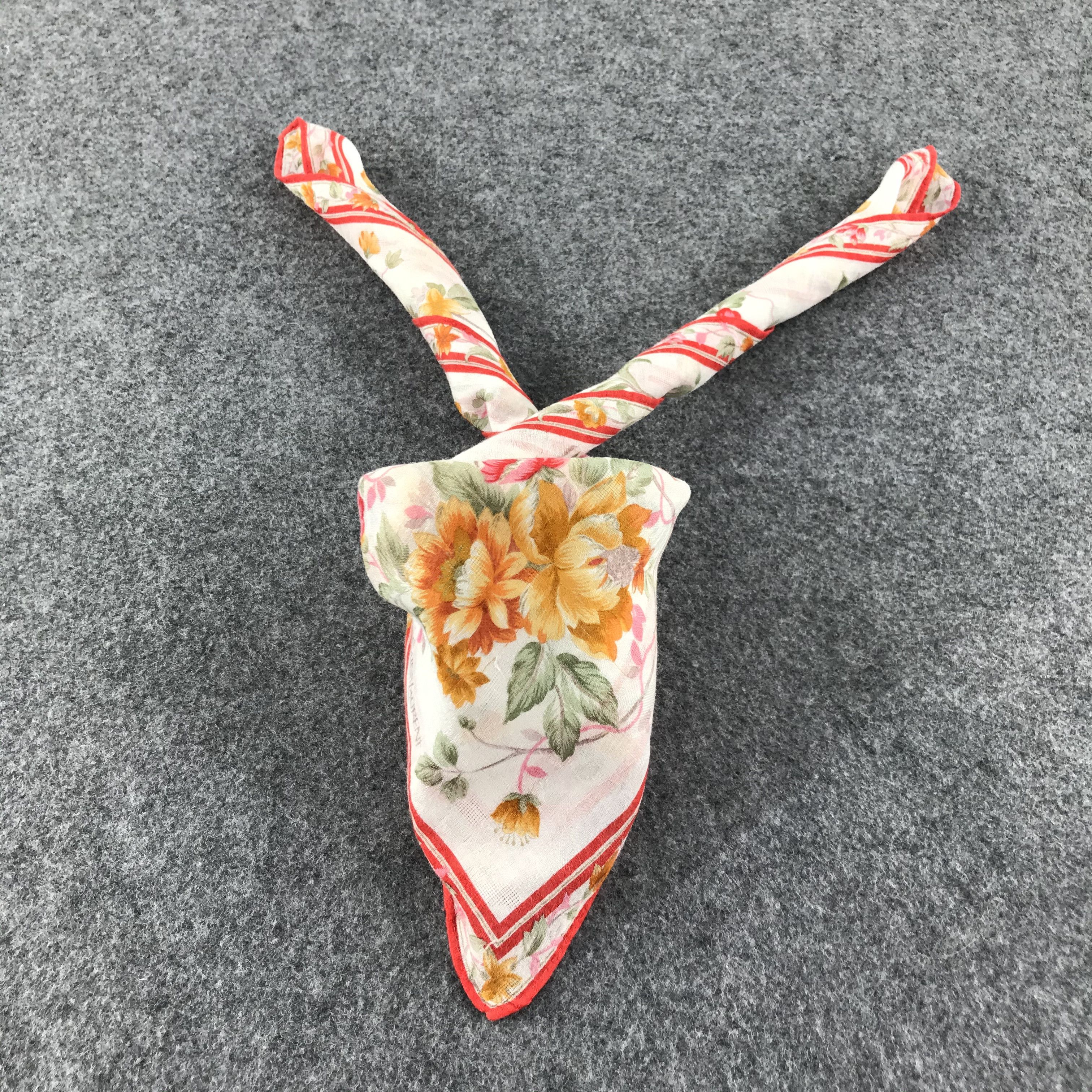 Yves Saint Laurent Yves Saint Laurent Handkerchief Neckerchief Bandana H133 Size ONE SIZE - 2 Thumbnail