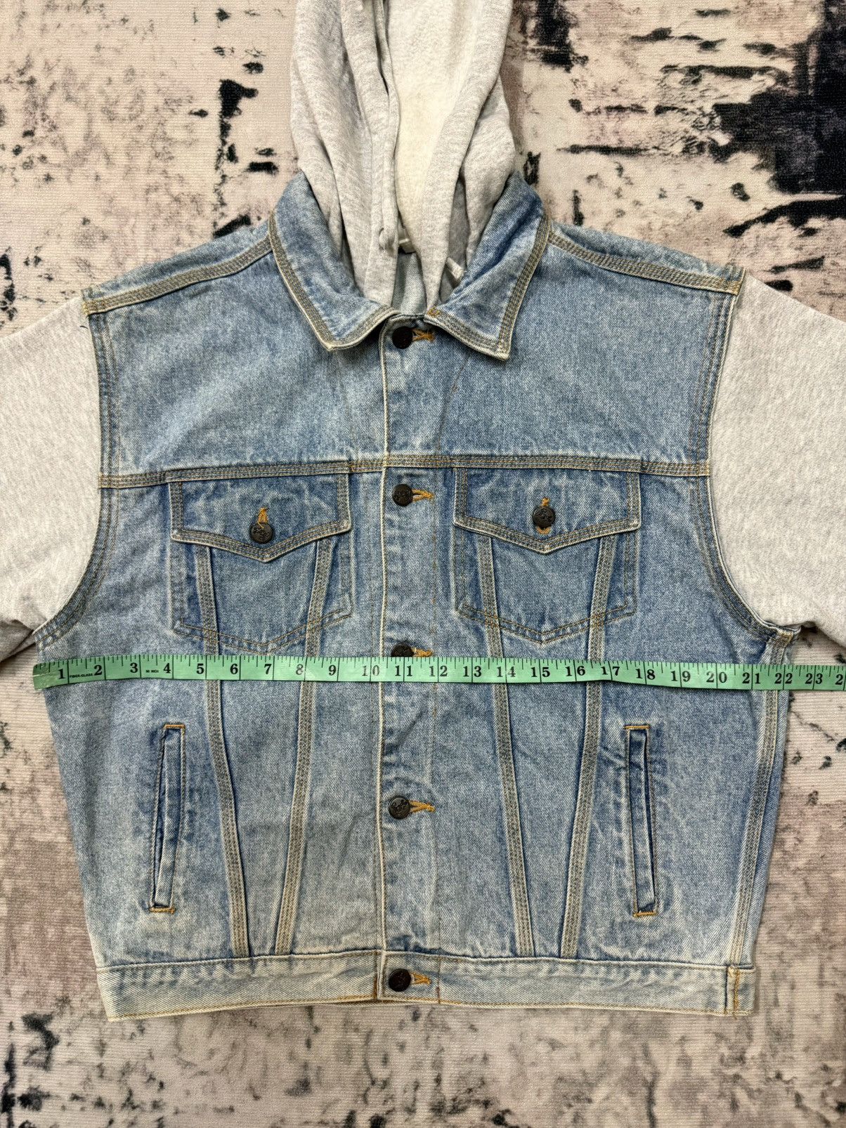 Disney Vintage Disney Store Denim Trucker Jacket Hoodie Size US L / EU 52-54 / 3 - 12 Thumbnail