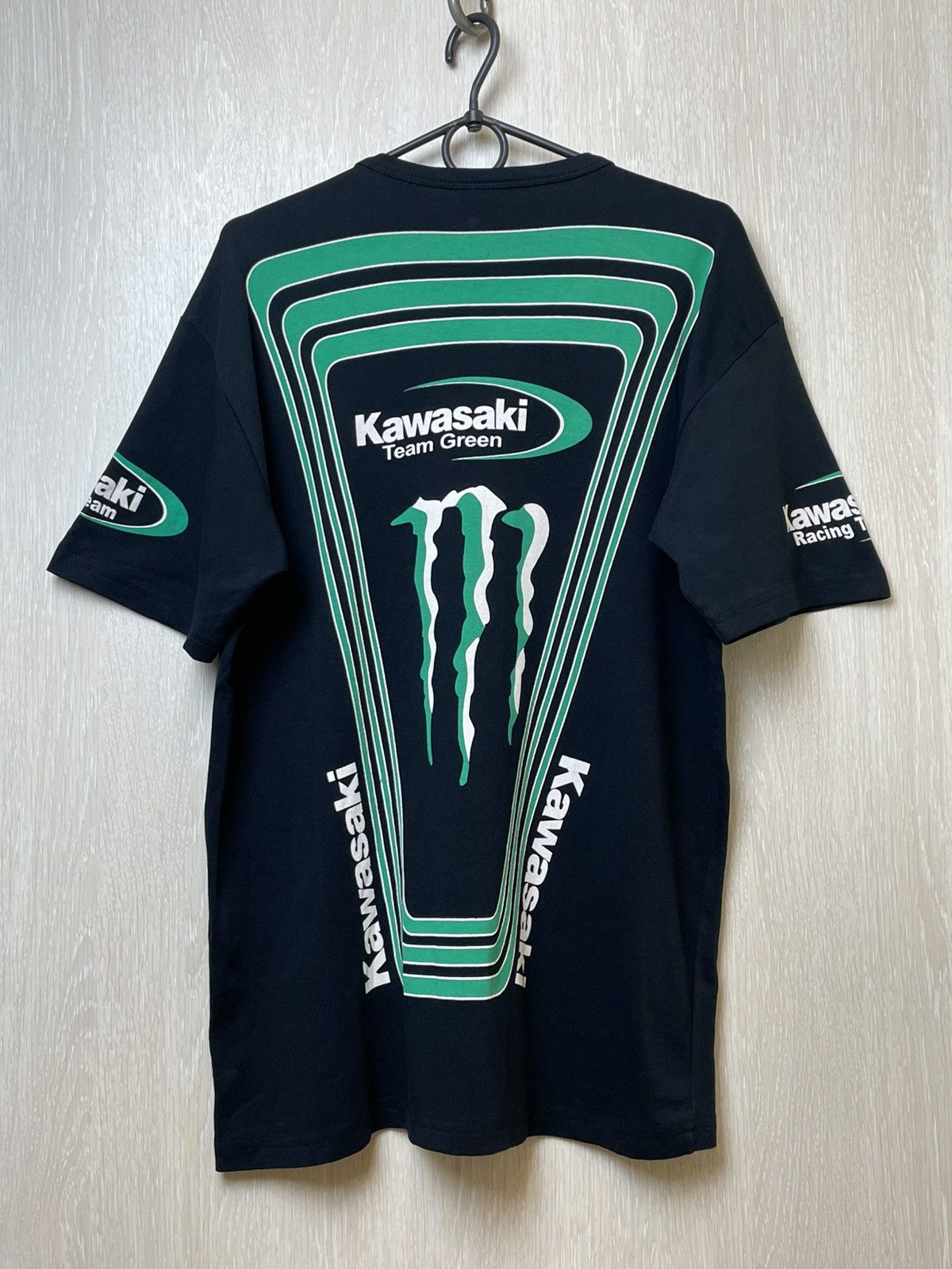 Vintage Vintage Monster Energy Kawasaki Racing T-shirt Size US XXL / EU 58 / 5 - 8 Thumbnail