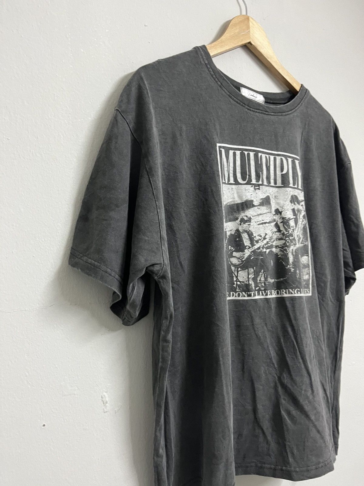 Japanese Brand 💥Linoluce Japanese Brand Multiply band t shirts faded black Size US XL / EU 56 / 4 - 5 Thumbnail