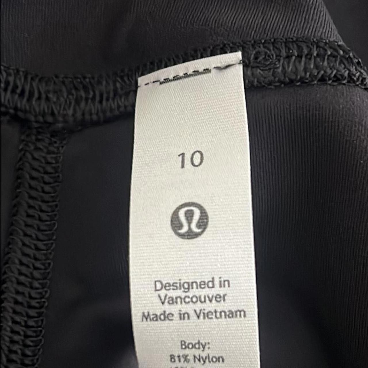 Lululemon Lululemon Leggings Mini Flare Pantsxshort New Size 30" / US 8 / IT 44 - 4 Thumbnail