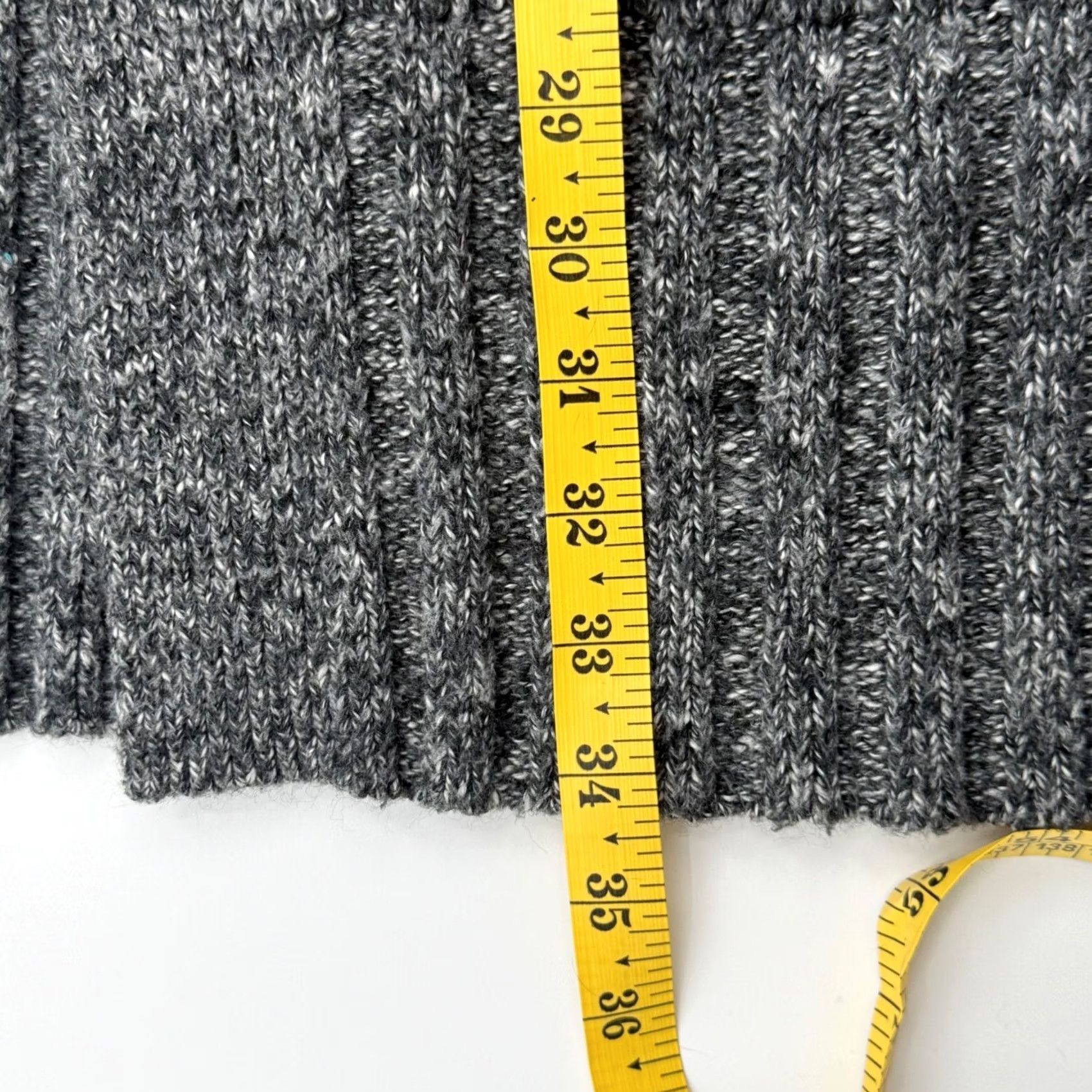 Abercrombie & Fitch Abercrombie & Fitch Cardigan Open Front Knit Pockets Gray Small Womens Sweater Knit Vest? Size S / US 4 / IT 40 - 7 Thumbnail