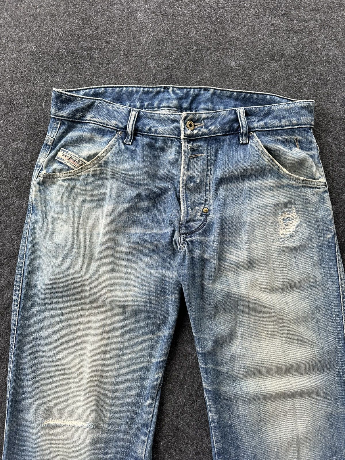 Diesel Vintage Diesel Industries Faded Wash Denim Size 31 D100 Size US 31 - 9 Thumbnail