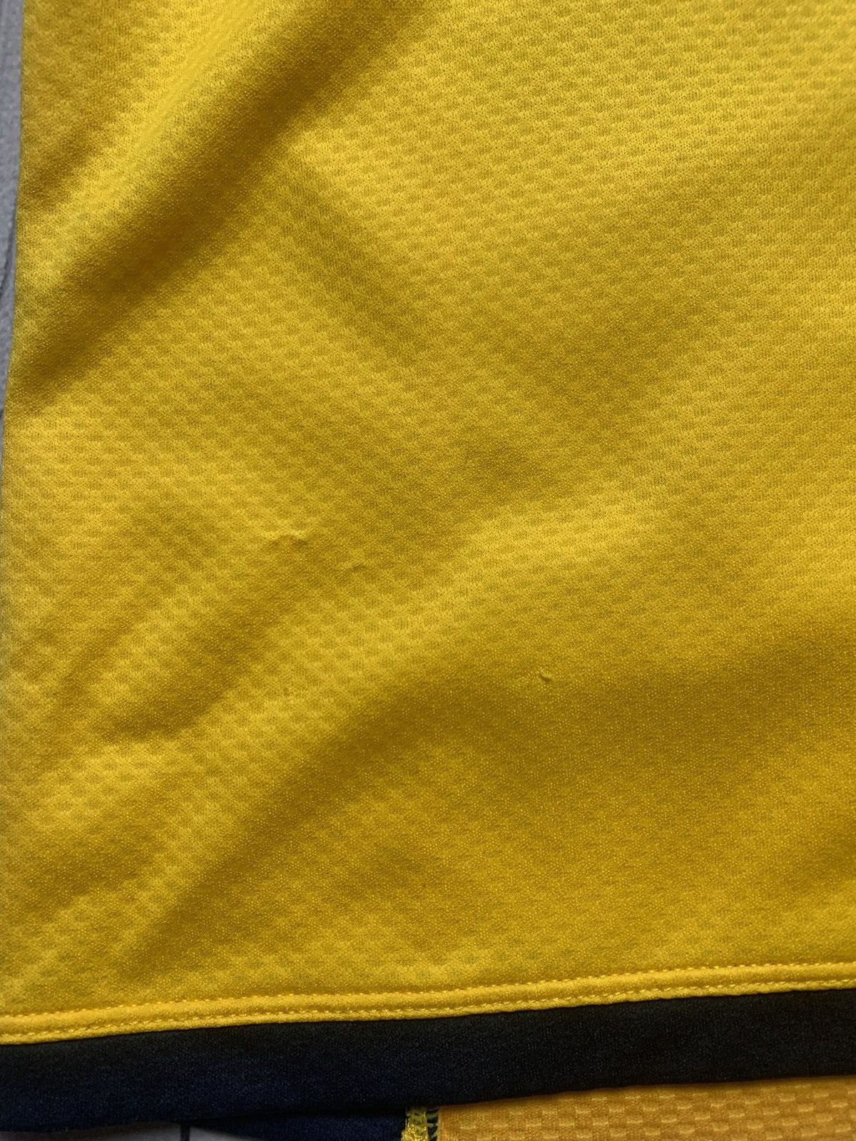 Vintage Vintage yellow Aston Villa soccer jersey Kappa M rare away Size US M / EU 48-50 / 2 - 6 Thumbnail