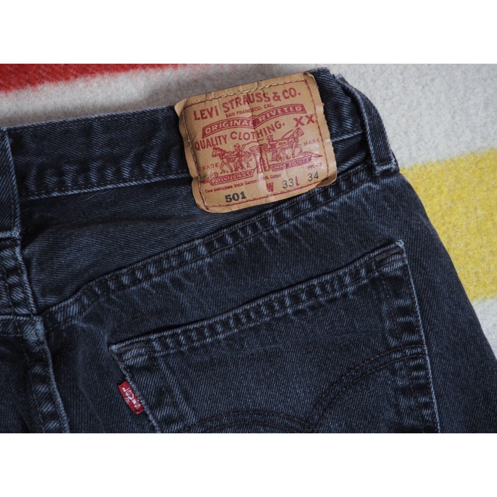 Levi's VTG Levi's 501 Jeans Denim 32x33 Black Faded Button Fly Mens 90s Grunge Straight Pants 501 Series Size US 32 / EU 48 - 5 Thumbnail