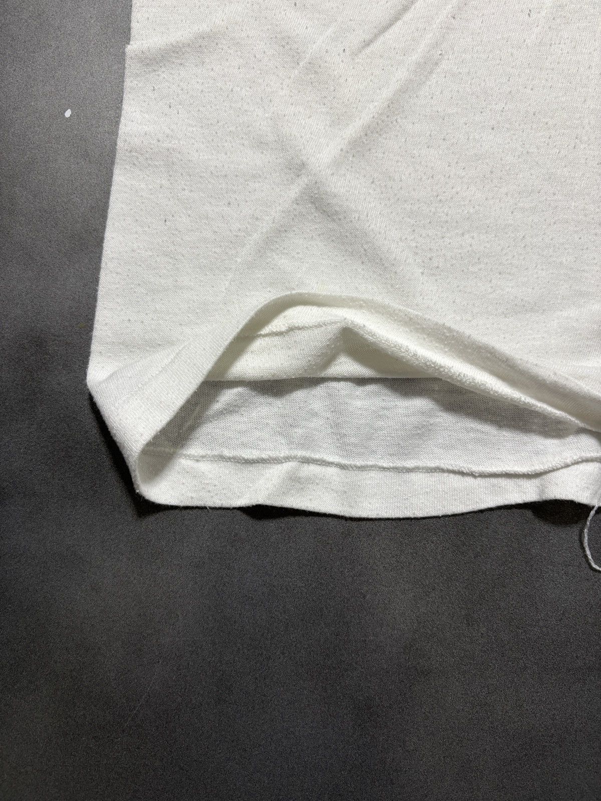 Vintage Vintage Blank Tee 1980s White T-Shirt Made in USA Thin Small Size US S / EU 44-46 / 1 - 12 Thumbnail