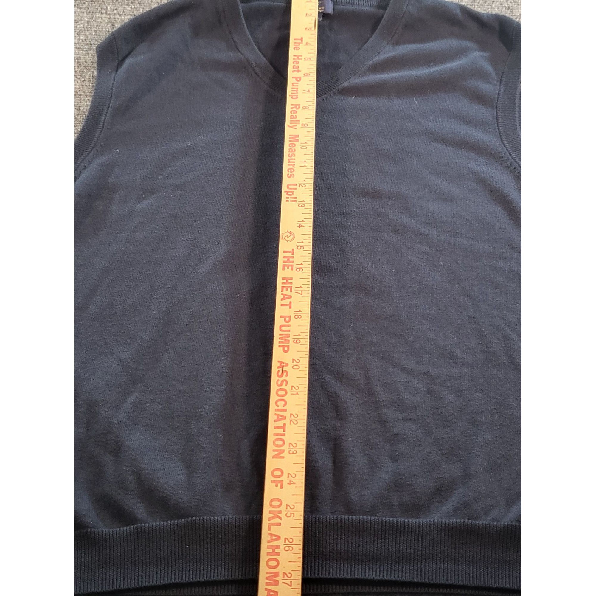 Brooks Brothers Brooks Brothers 346 Sleeveless VNeck Sweater Men Sz L Supima Size US L / EU 52-54 / 3 - 3 Thumbnail