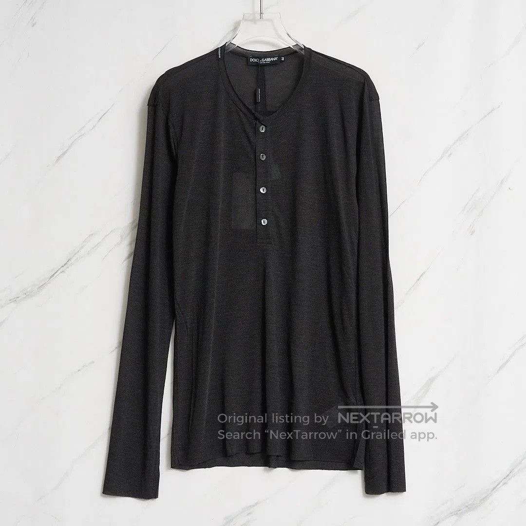 Dolce & Gabbana Dolce&Gabbana Men's Solid Long-Sleeve T-Shirt. Size US S / EU 44-46 / 1 - 1 Thumbnail