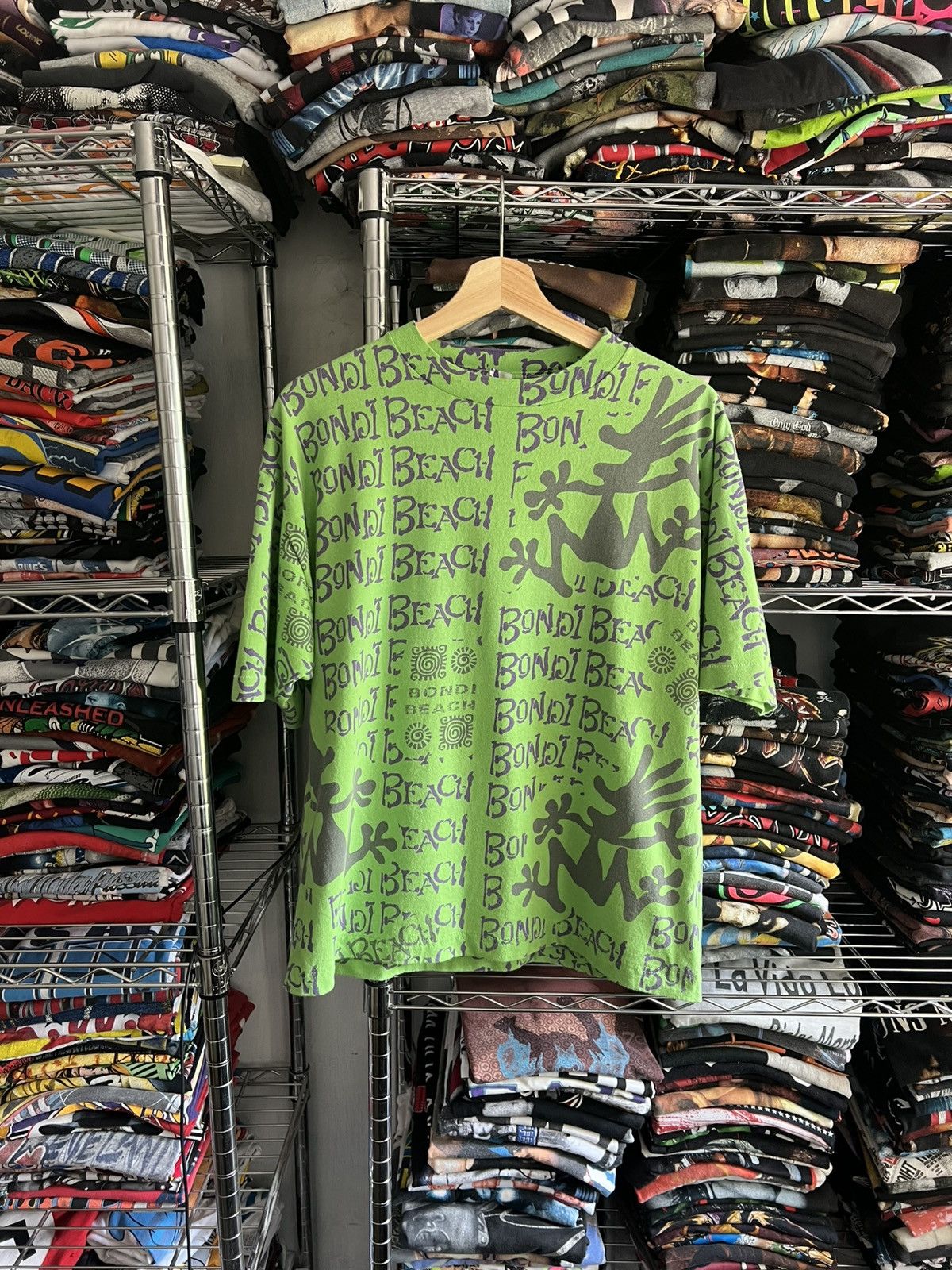 Arts & Science 90s Bondi Beach Australia AOP Single Stitch Souvenir Tee Size US L / EU 52-54 / 3 - 1 Thumbnail