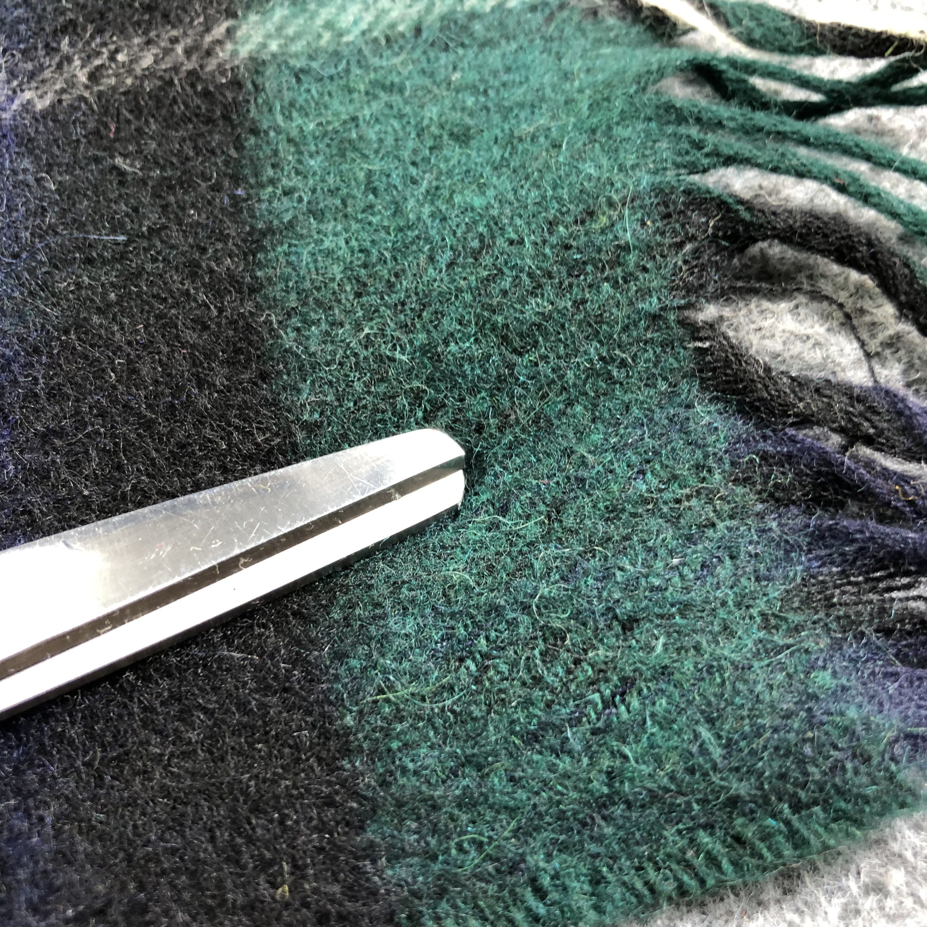 Johnstons Of Elgin Johnstons of Elgin Tartan Cashmere Scarf Muffler V1321 Size ONE SIZE - 5 Thumbnail