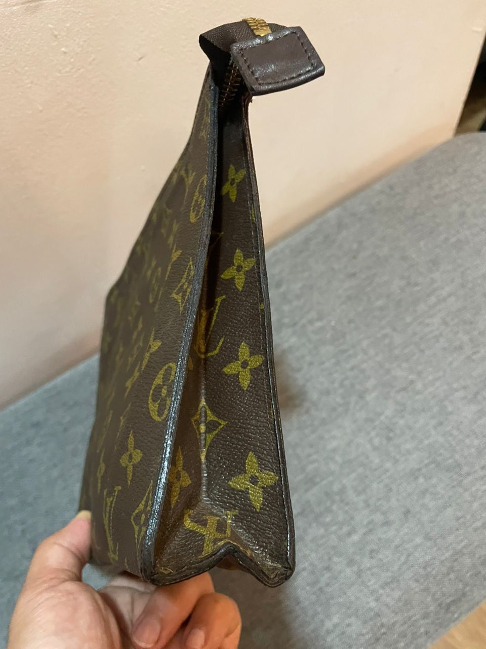 Louis Vuitton Authentic Vintage Louis Vuitton Monogram Clutch Size ONE SIZE - 8 Thumbnail