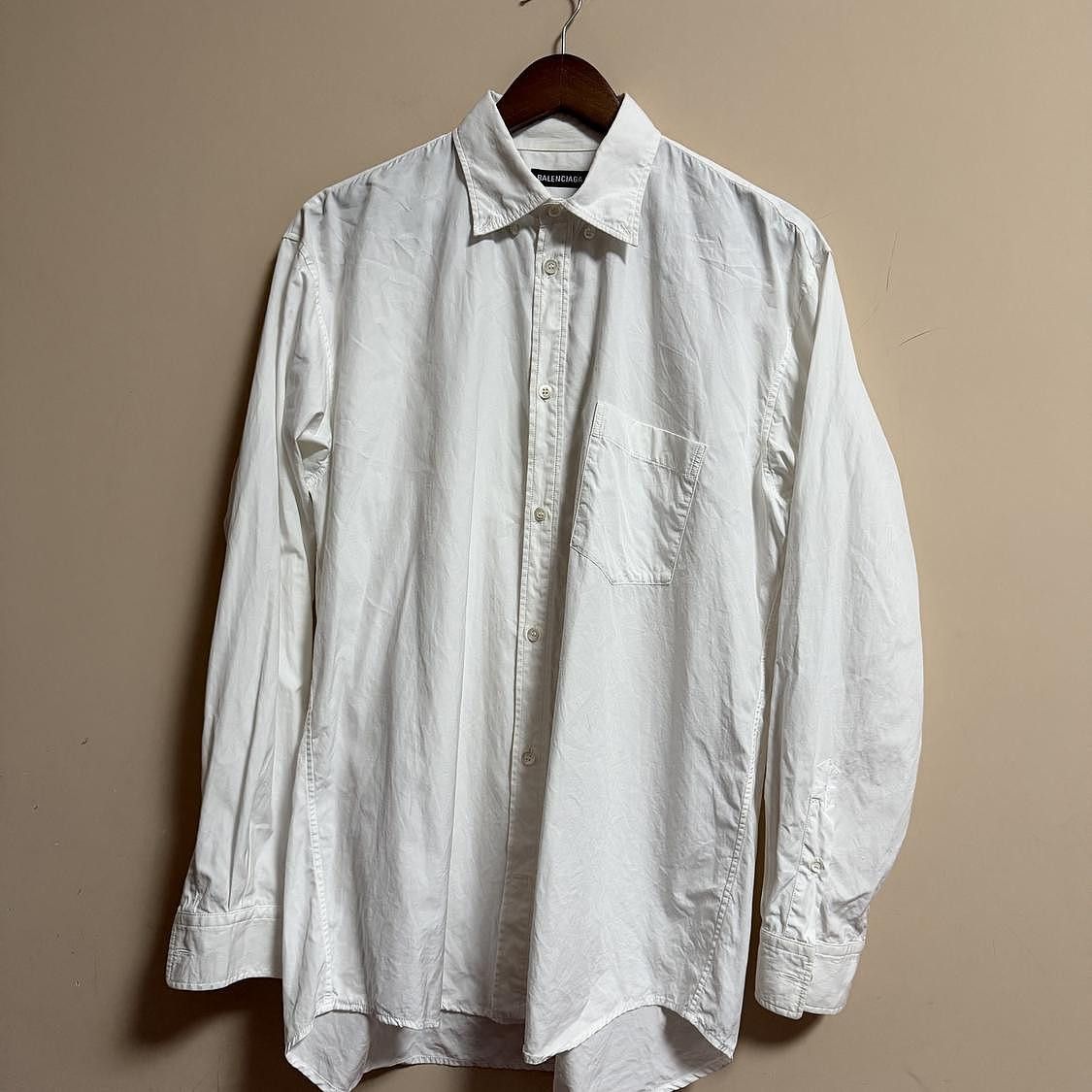 Balenciaga Balenciaga Back Logo Button Up Shirt Size S Size US S / EU 44-46 / 1 - 1 Thumbnail