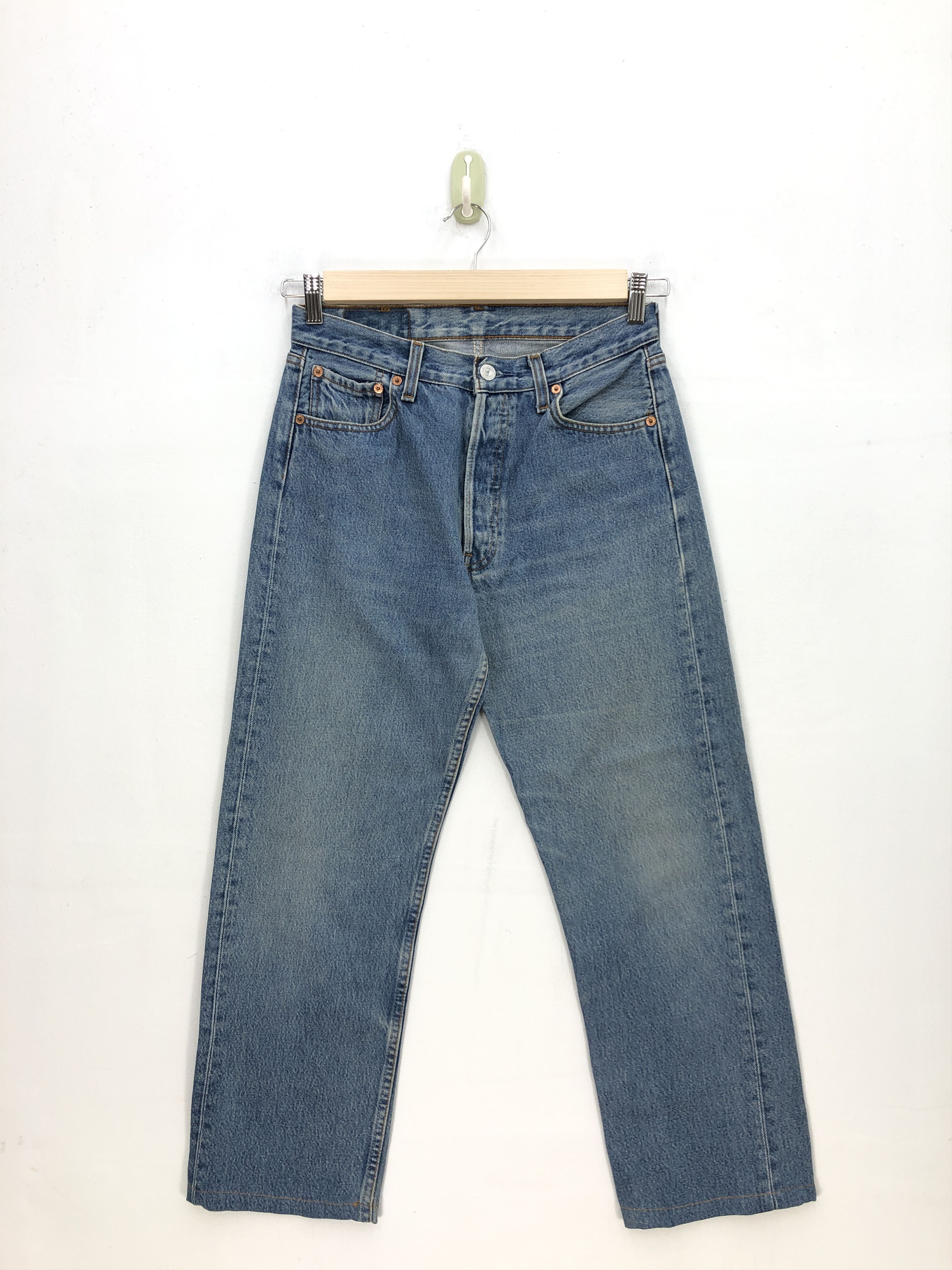 Levi's Vintage Levis 501 Jeans Levi's Faded Light Wash Denim Size 28" / US 6 / IT 42 - 1 Thumbnail