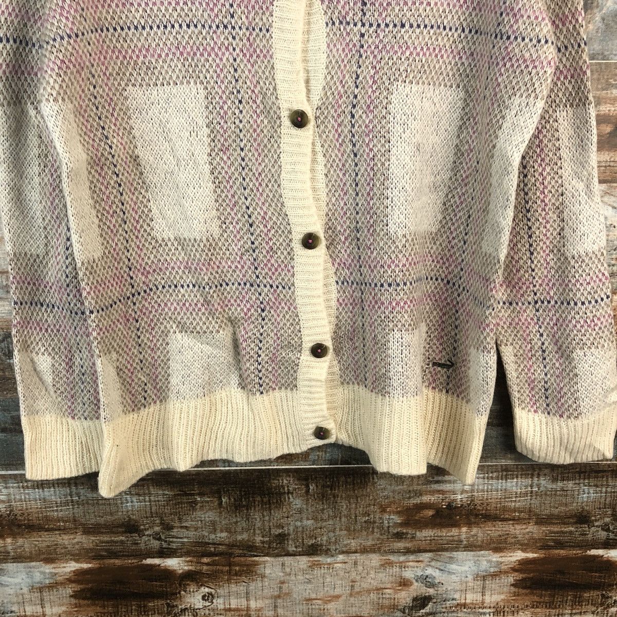 Vintage DLL Crocodille Brown Cardigan Knitwear #C040 Size US L / EU 52-54 / 3 - 6 Thumbnail