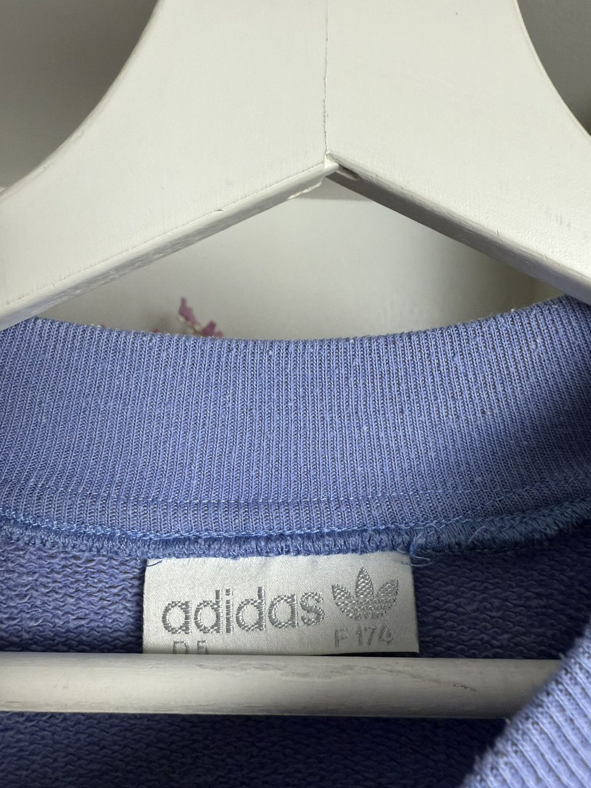 Adidas × Vintage Vintage 90s Adidas small logo boxy sweatshirt M retro baggy Size US M / EU 48-50 / 2 - 6 Thumbnail