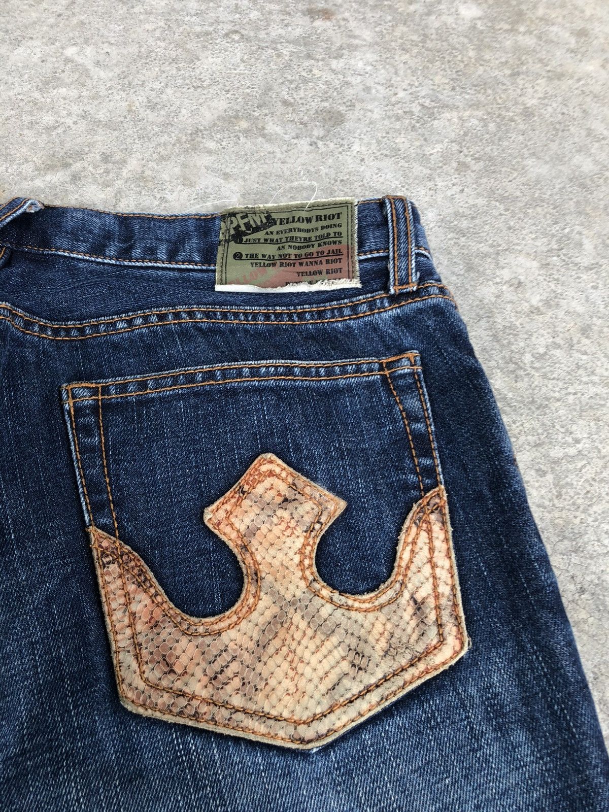 PPFM PPFM Snake Skin Distressed Jeans Size US 32 / EU 48 - 18 Thumbnail