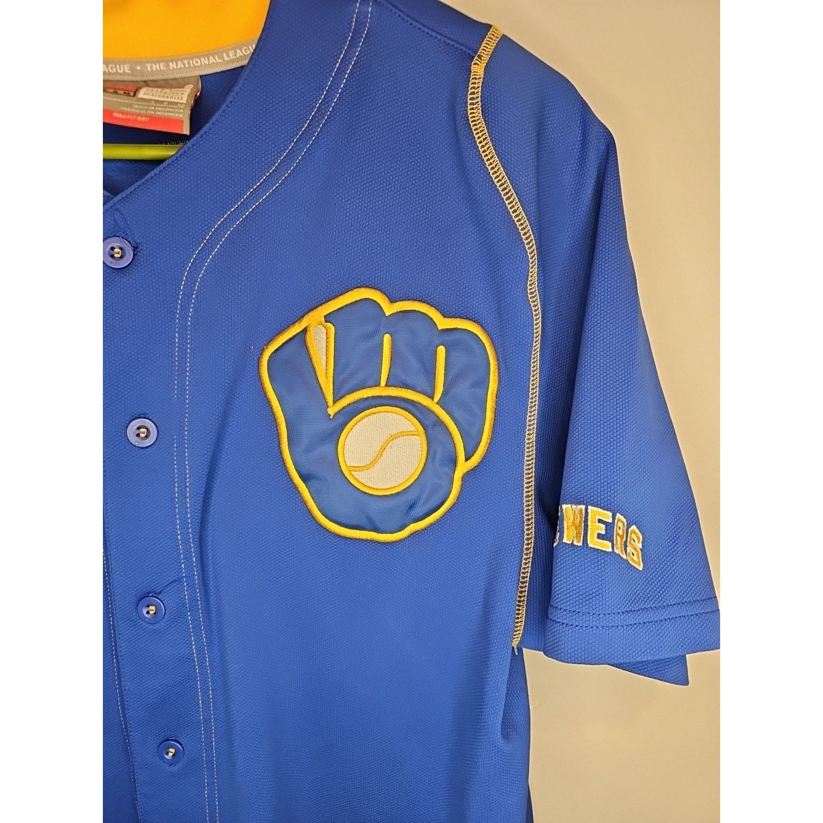 Nike Y2K Nike Milwaukee Brewers Prince Fielder #28 Jersey size S Size US S / EU 44-46 / 1 - 2 Thumbnail