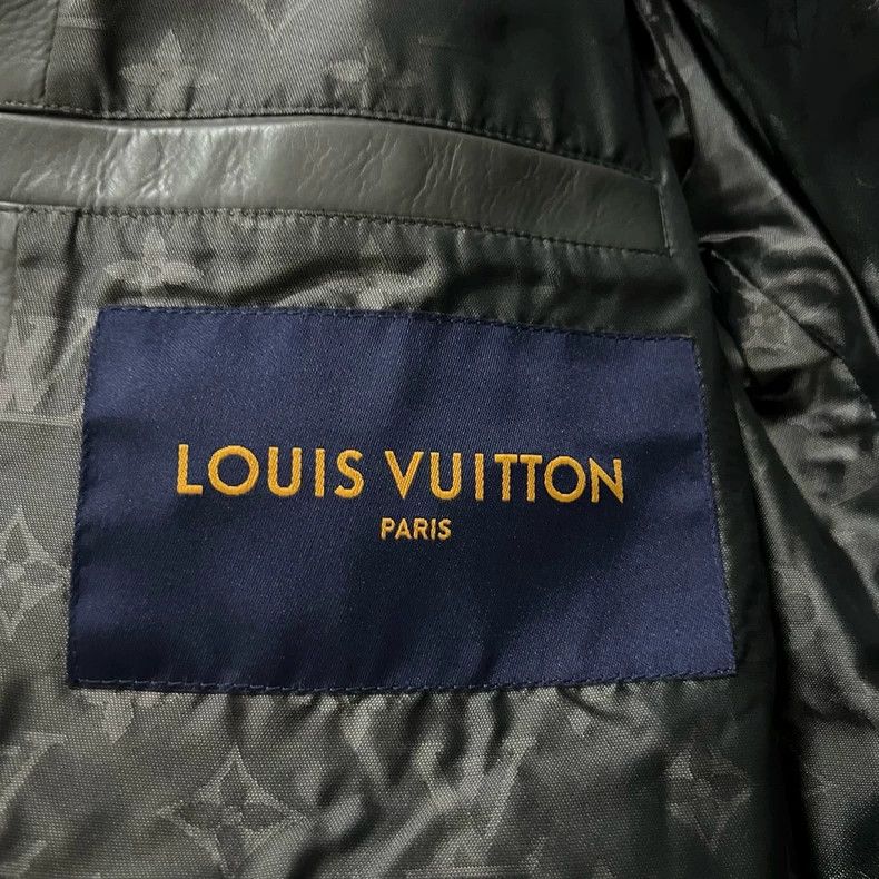 Louis Vuitton Louis Vuitton Leather jacket with presbyopic print on that Size US S / EU 44-46 / 1 - 3 Thumbnail