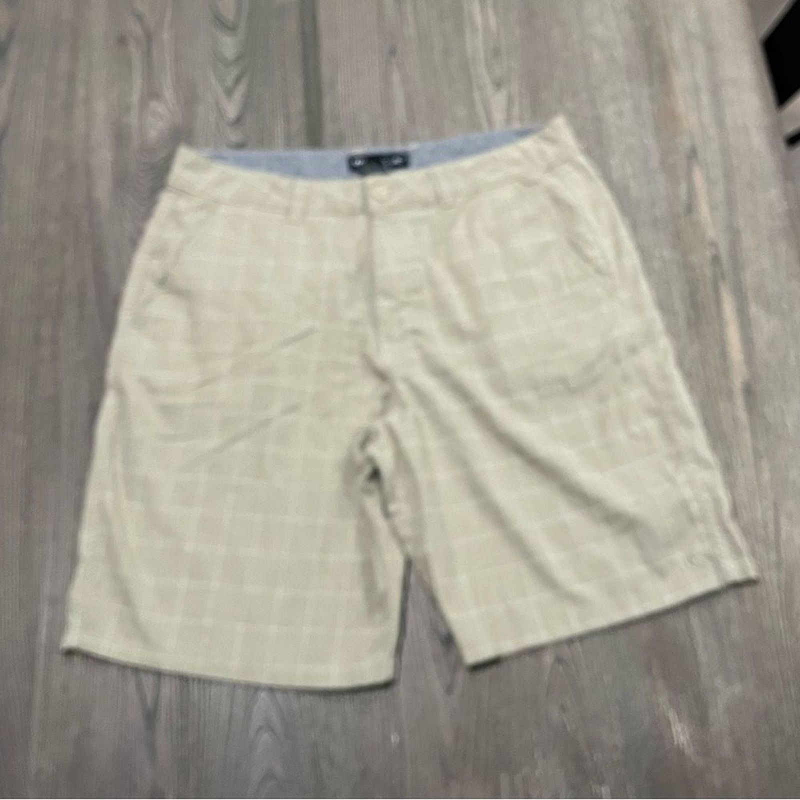 Vintage O'Neil Tan White Windowpane Plaid Shorts Size 36 Size US 36 / EU 52 - 1 Thumbnail