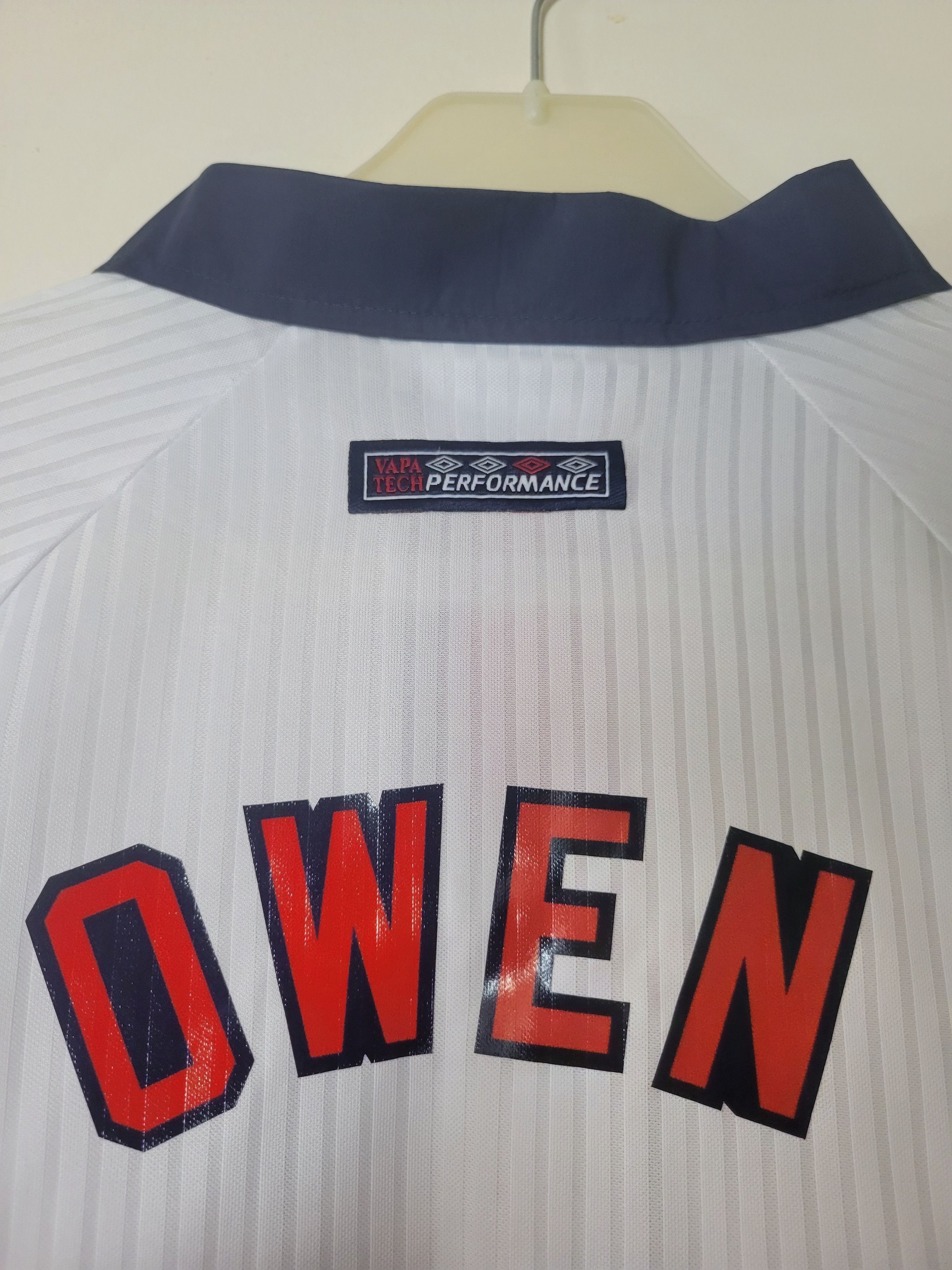 Other Owen 20 England 1998 Vintage Soccer Jersey Trikot Size US L / EU 52-54 / 3 - 2 Thumbnail