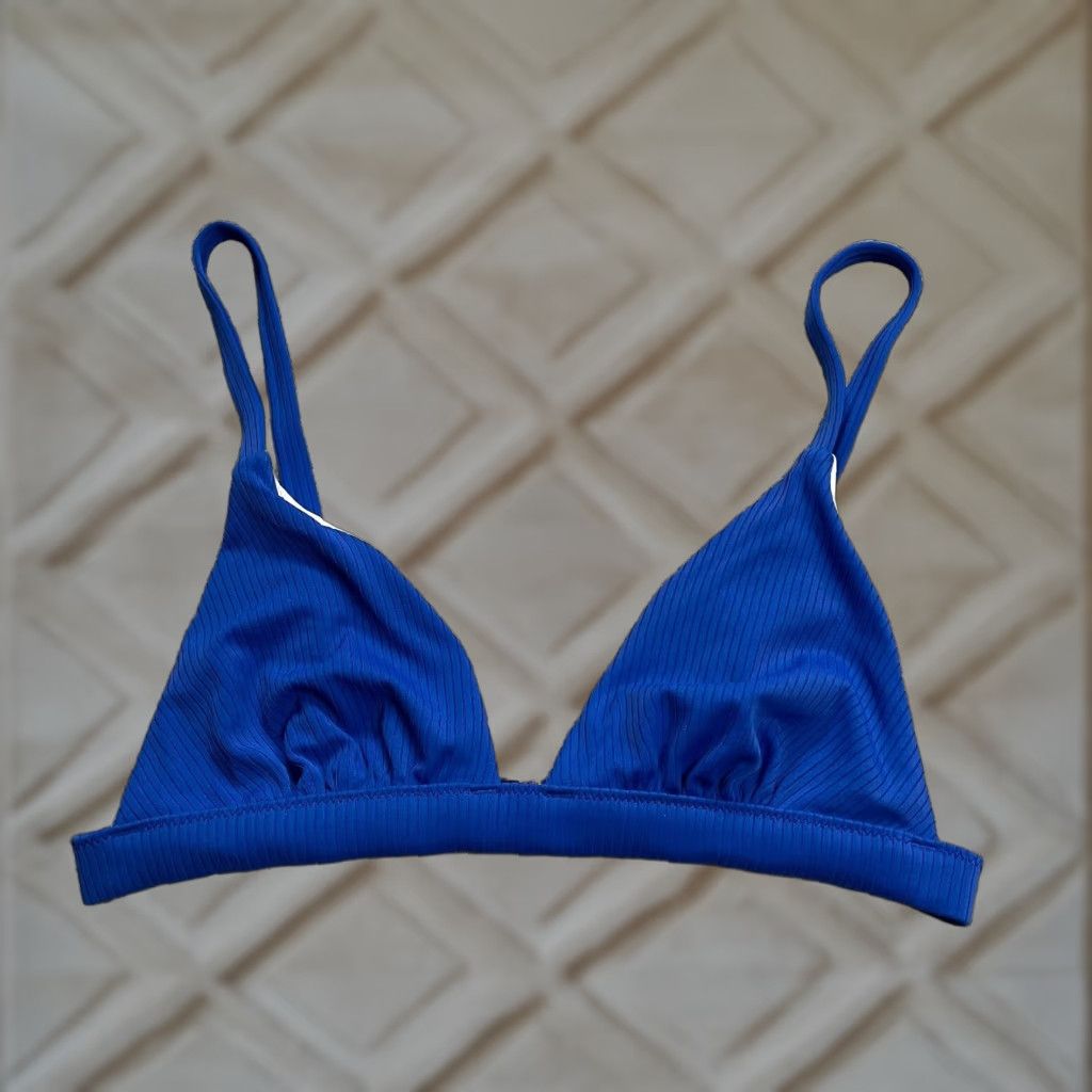 Vintage Shade & Shore Bikini Top Womens M Blue Triangle Spaghetti Strap Beach Swimwear Top Adult Regular Medium Blue Womens Size M / US 6-8 / IT 42-44 - 1 Thumbnail