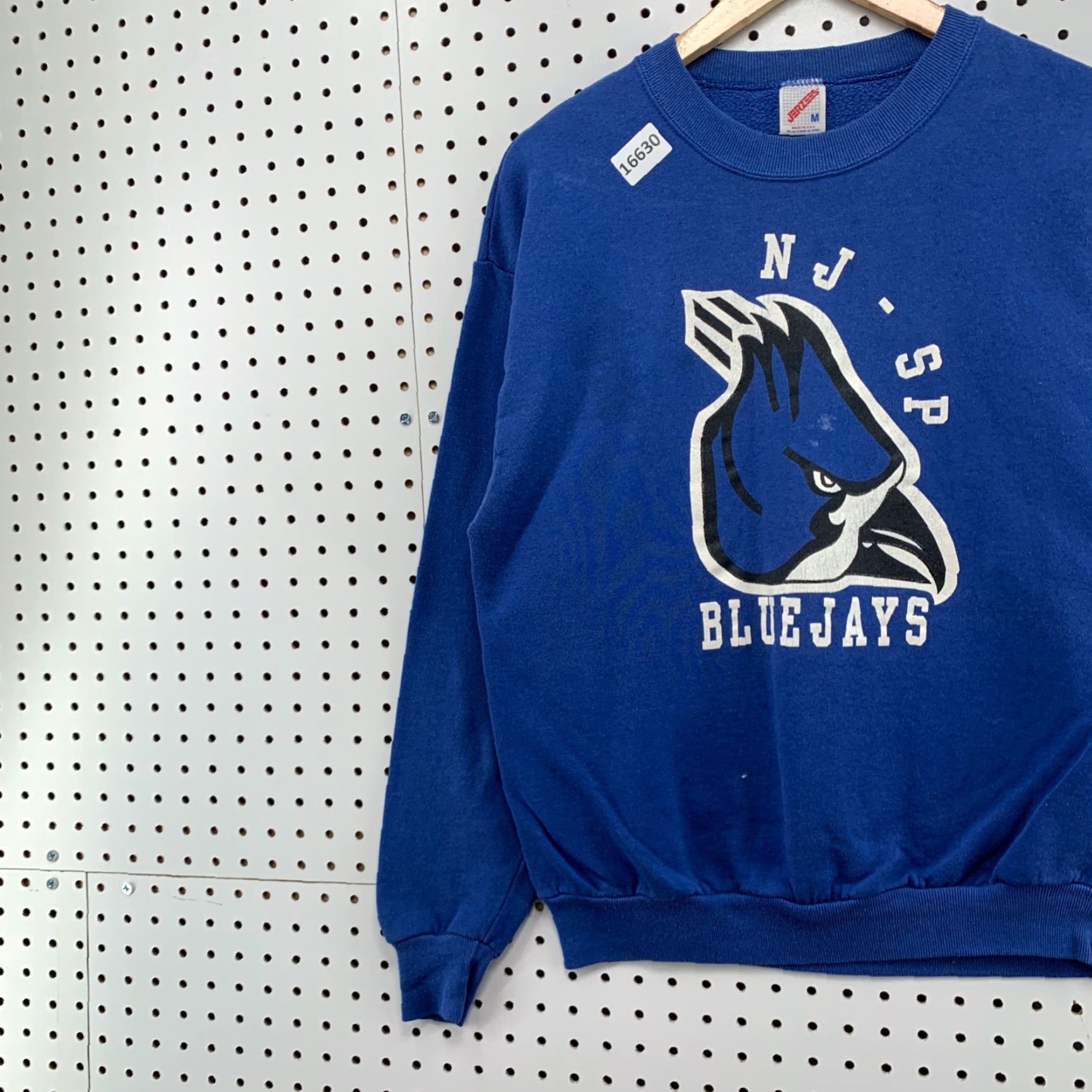 Jerzees VINTAGE Blue Jays Crew Neck Sweatshirt Mens Size M Blue 21x25 90s Jerzees Sweatshirt Size US M / EU 48-50 / 2 - 3 Thumbnail