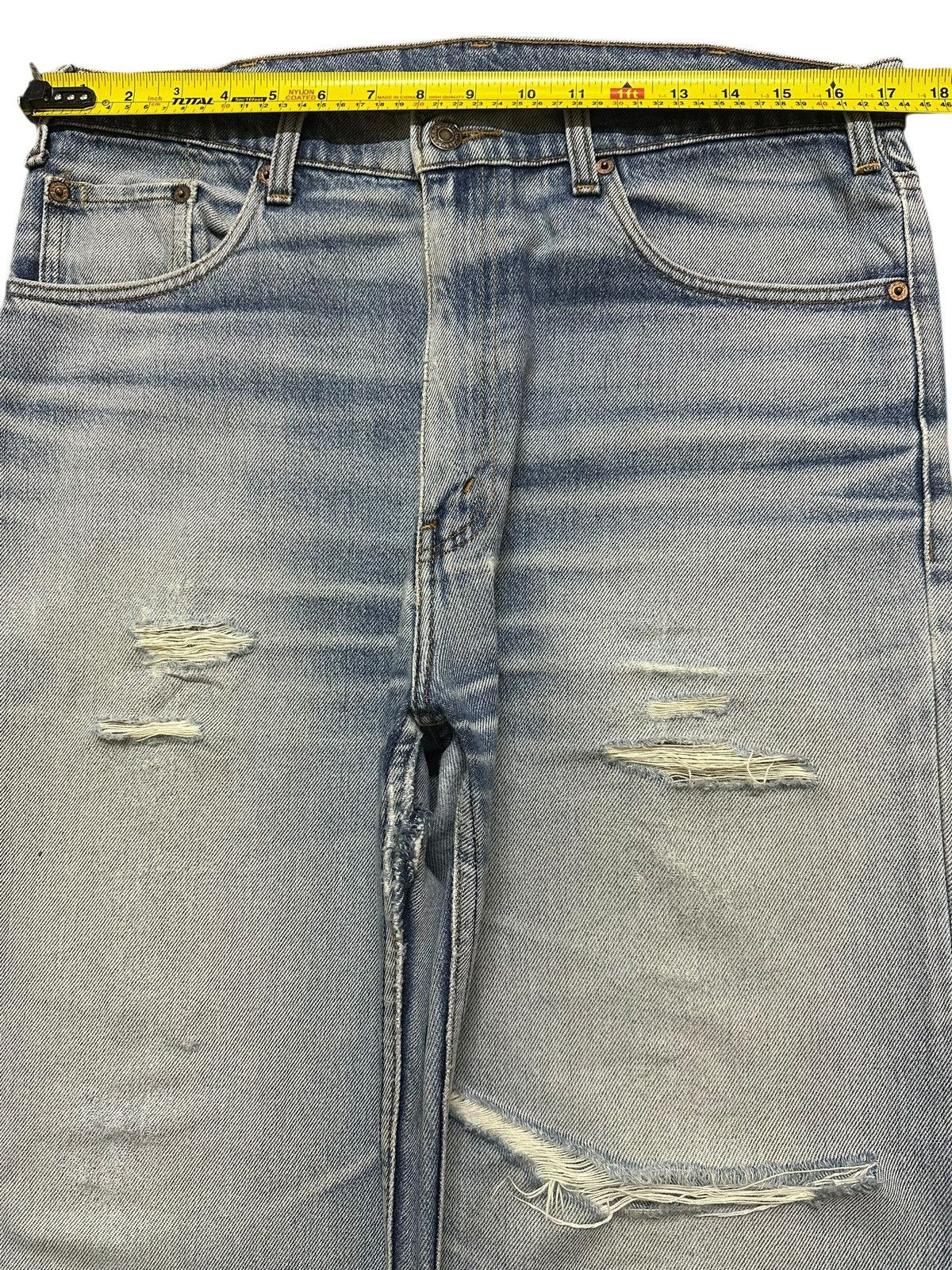 Levi's Vintage 90s Levis Light Blue Faded Wash Distress Baggy Jeans Size US 34 / EU 50 - 12 Thumbnail
