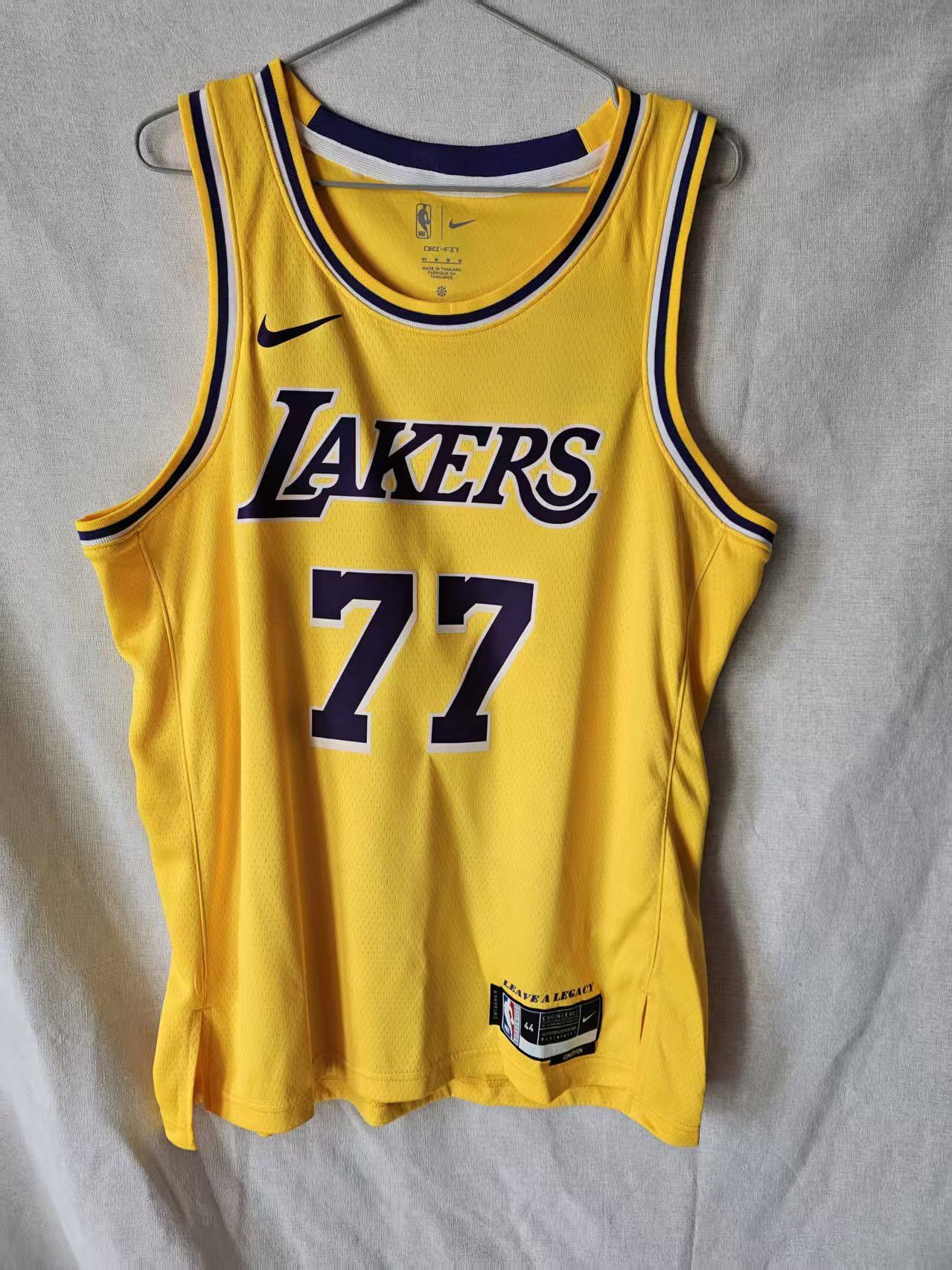 NBA Los Angeles Lakers #77 Luka Dončić Jersey Home Size US M / EU 48-50 / 2 - 2 Thumbnail