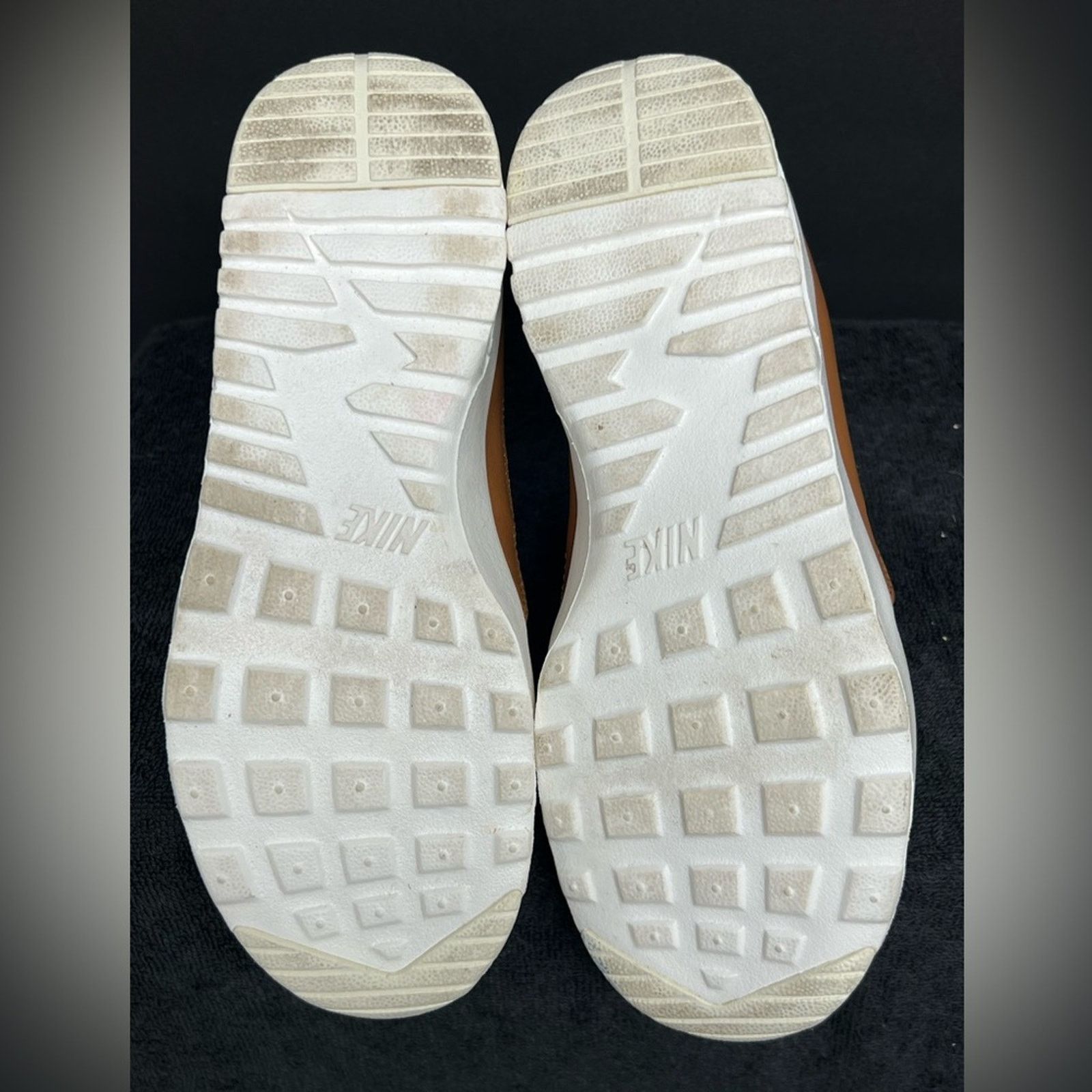 Nike Nike Air Max Thea Mid Ale Womens 7 Cognac Leather Sneaker Size US 7 / IT 37 - 8 Thumbnail