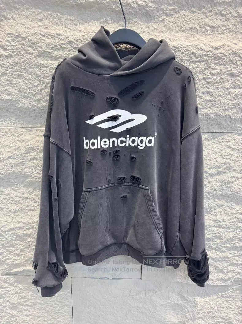 Balenciaga Balenciaga 3B Water Wash Distressed Hoodie Size US S / EU 44-46 / 1 - 1 Thumbnail