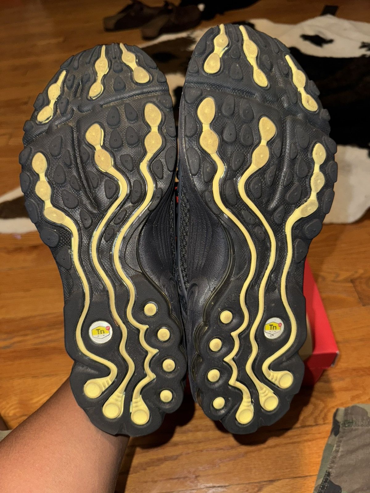 Nike Nike Tuned Max Size US 10 / EU 43 - 7 Thumbnail