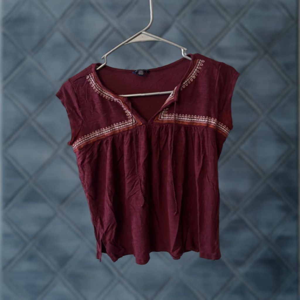 Aeropostale AEROPOSTALE Blouse Top Women's XS Fair Isle V-Neck Sleeveless Multicolor Burendy? (note: must use original words only) Size XS / US 0-2 / IT 36-38 - 1 Thumbnail
