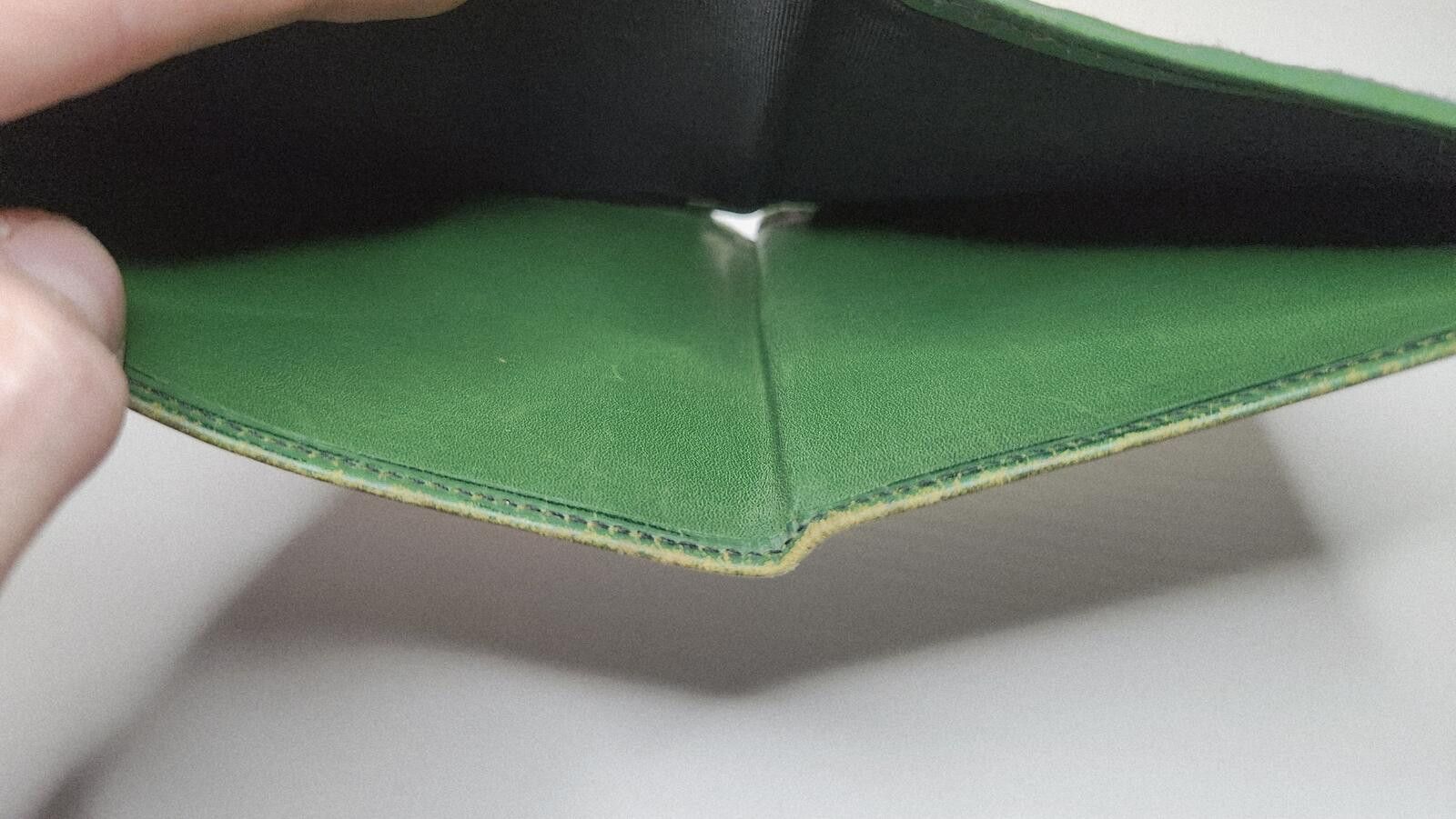 Louis Vuitton Louis Vuitton Epi Leather Bifold Wallet Green Men's Wallet Size ONE SIZE - 8 Thumbnail