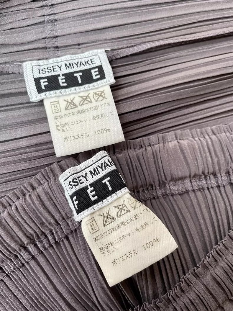 Issey Miyake Issey Miyake size:2 A dark grey shark fin pleated cardigan Size M / US 6-8 / IT 42-44 - 9 Thumbnail