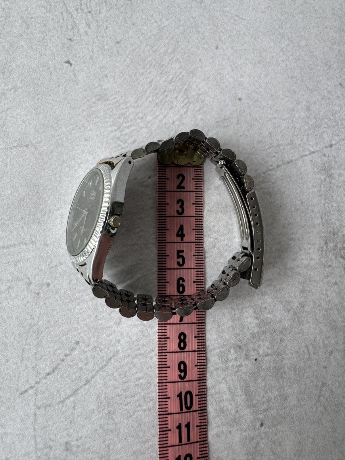 Vintage Q&Q Japanese Style Watch Vintage Size ONE SIZE - 8 Thumbnail