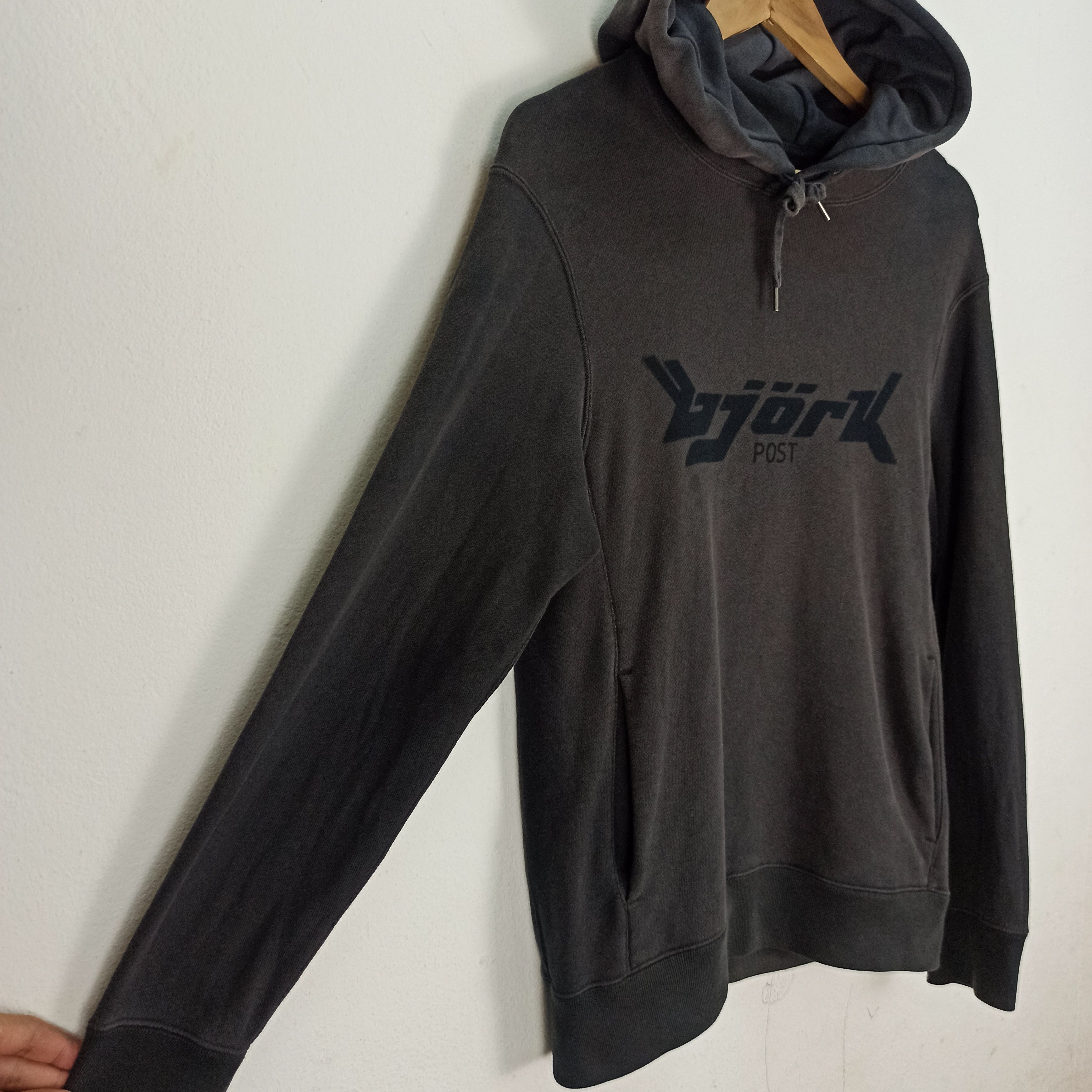 Japanese Brand 🔥SUN FADED🔥Hoodie Uniqlo CUSTOM LOGO Size US S / EU 44-46 / 1 - 6 Thumbnail