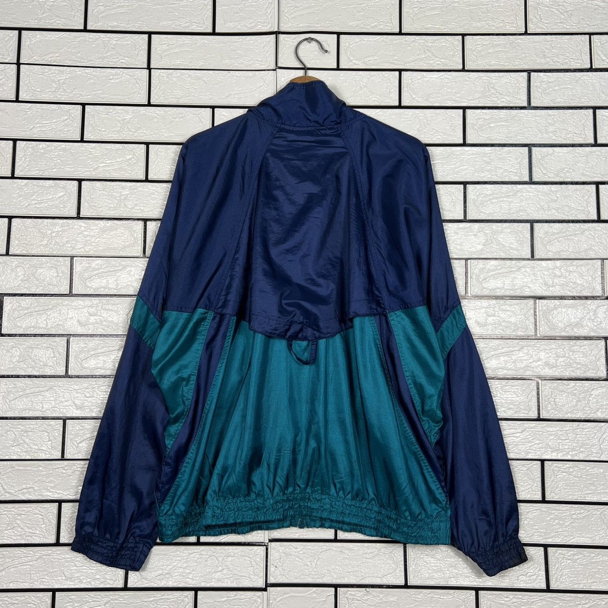 Nike RARE NIKE Cross Training Colorblock Windbreaker #3960-C180 Size US L / EU 52-54 / 3 - 17 Thumbnail