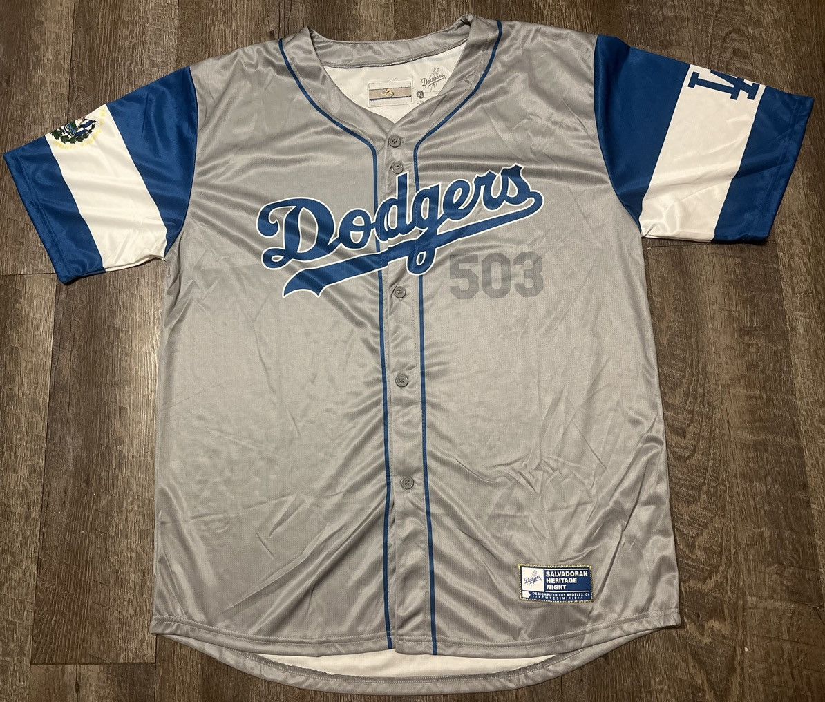 Other Dodgers SALVADORIAN Heritage Night SGA El Salvador Jersey Size US XL / EU 56 / 4 - 1 Thumbnail