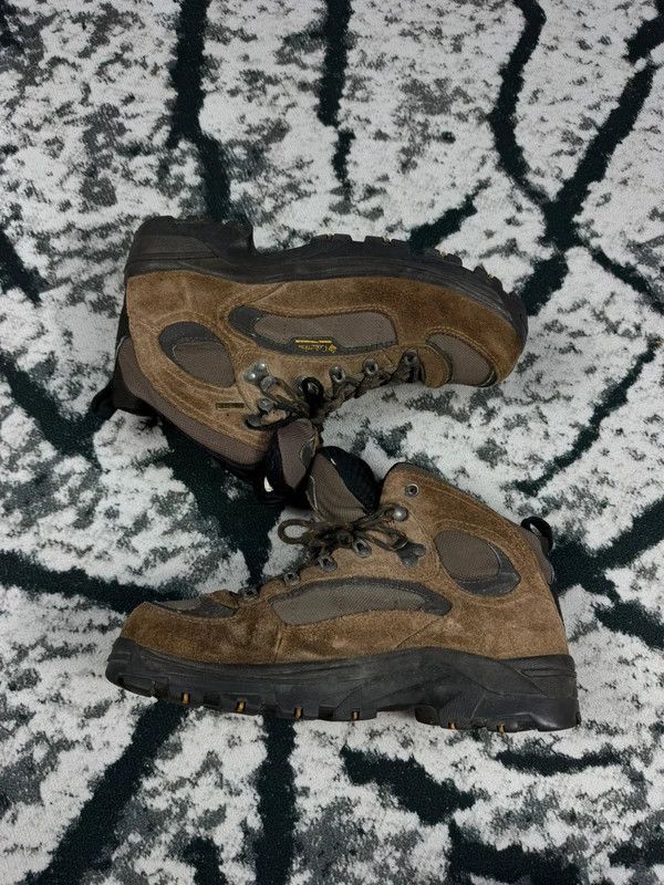 Columbia Hilltop goretex outdoor gorpcore trekking shoes brown 41 Size US 8 / EU 41 - 3 Thumbnail
