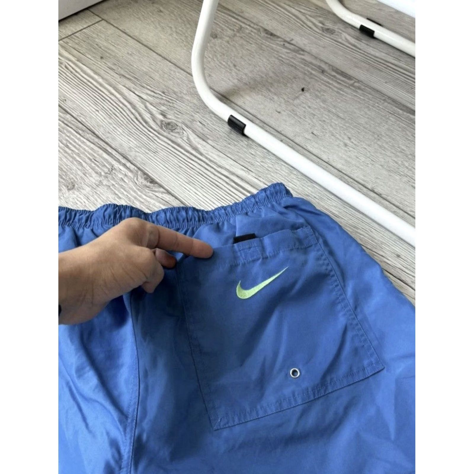 Nike VINTAGE NIKE BLUE NYLON SHORTS LOGO 90s XL MEN Size US 36 / EU 52 - 5 Thumbnail