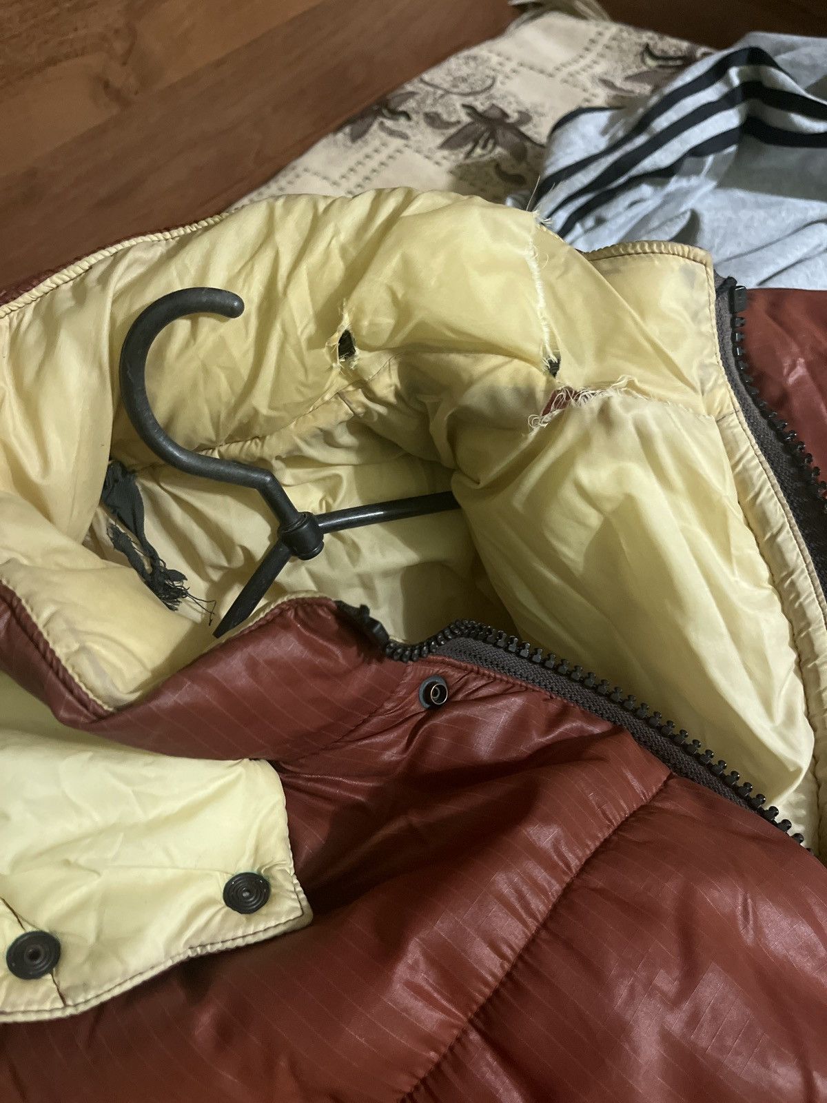 Mountain Equipment Vintage Mountain Equipment Puffer Jacket BrownHooded Outdoor Size US L / EU 52-54 / 3 - 9 Thumbnail