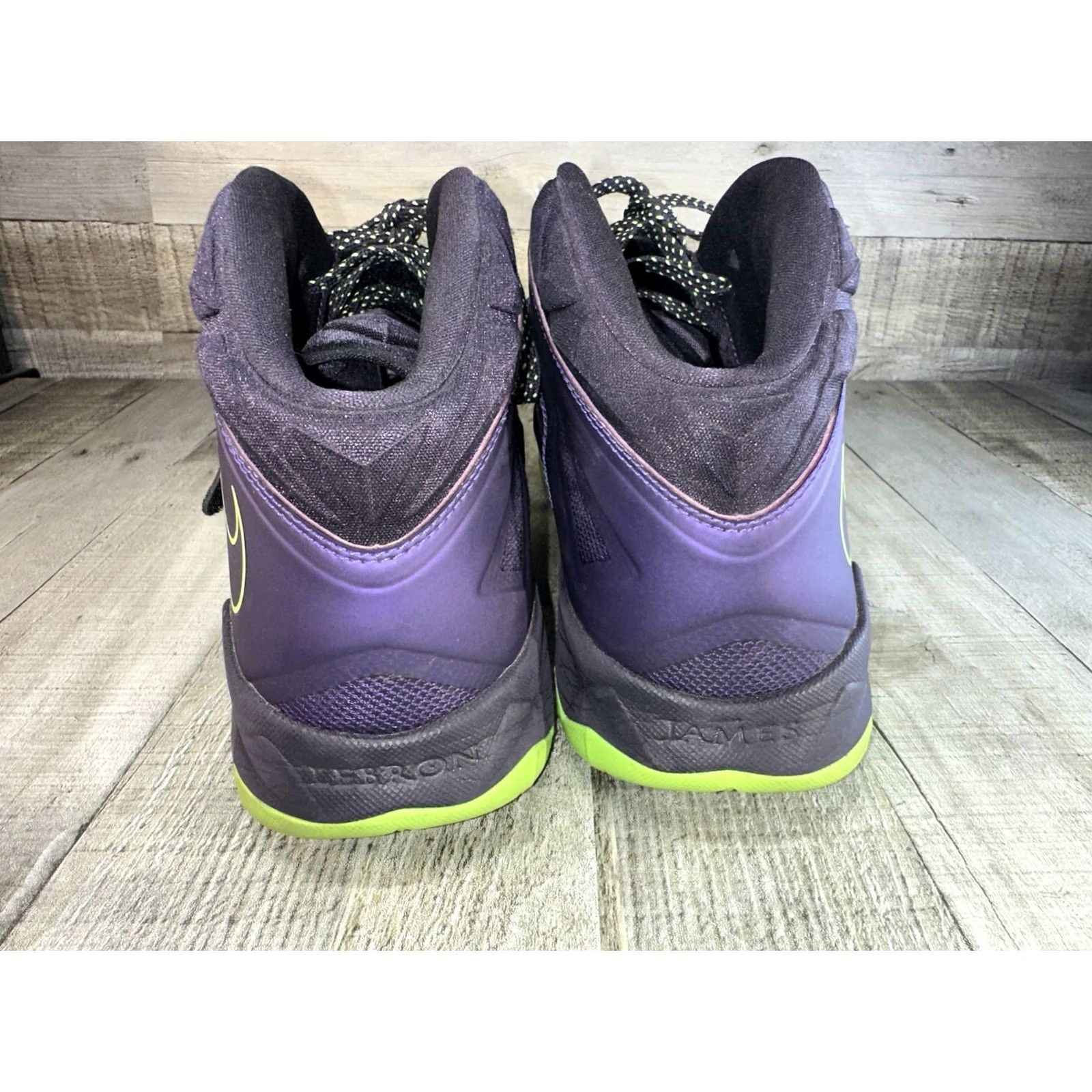 Nike Nike LeBron Zoom Soldier VII Sneaker Mens 14 Purple Lime 2013 90s Colorful Sports Basketball Shoes Size US 14 / EU 47 - 5 Thumbnail
