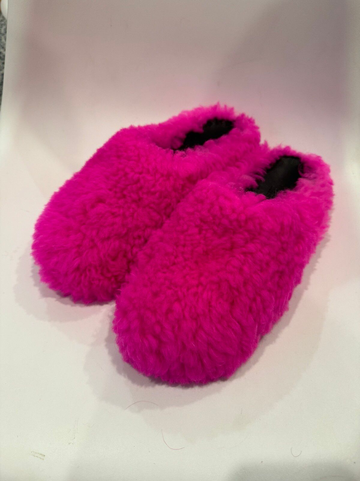 Pre-owned Marni Fur Mule Shoes Bright Pink In Hot Pink